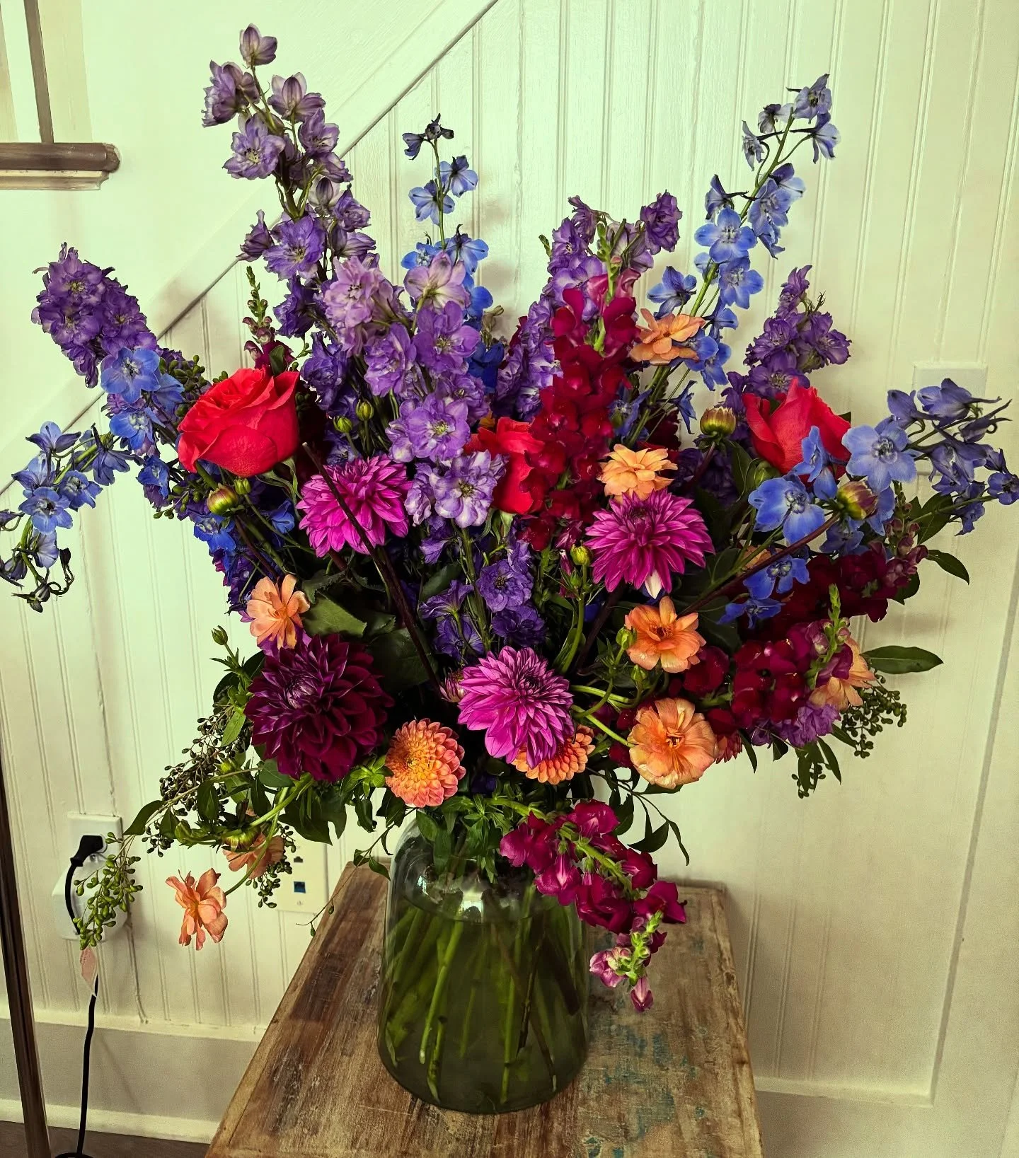 So many gorgeous flowers from @75onchestnut 
#weddingflowers #weddingplanning