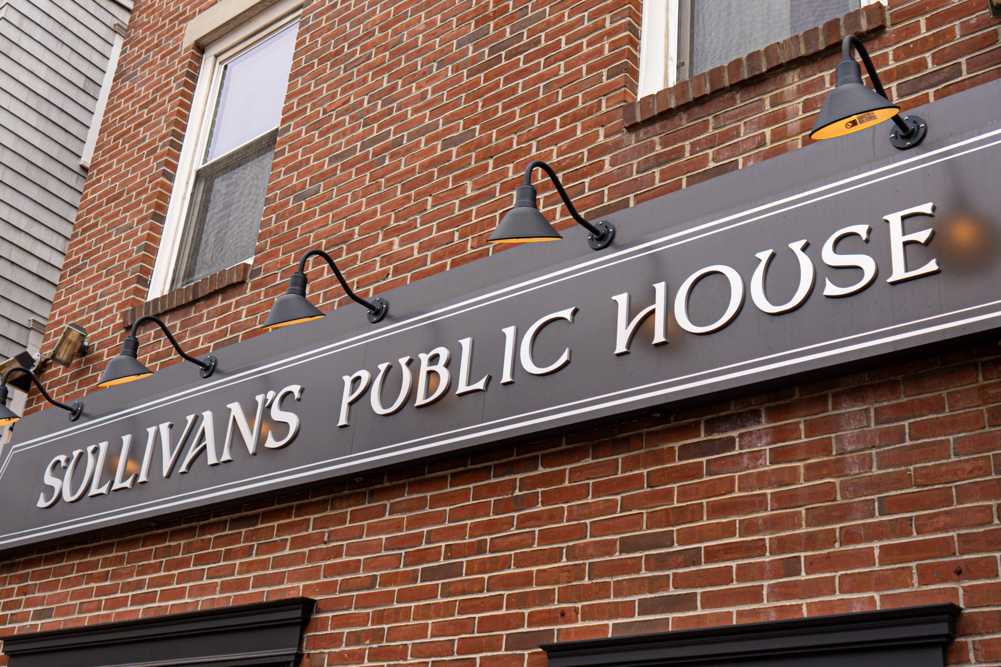 Visiting Boston? This Charlestown Pub Is Giving Away Free Appetizers