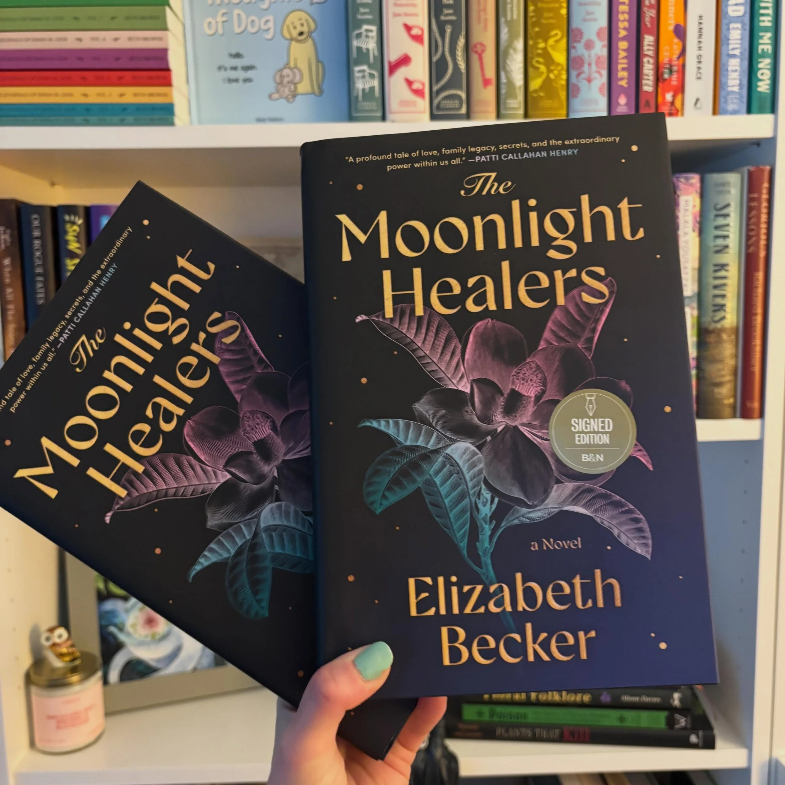 Happy Sunday! 💐 I decided on the perfect gift for my mom and mother-in-law this Mother&rsquo;s Day: a buddy read! Both of them are retired nurses, just like @elizabethbeckerbooks, so what better book for the three of us to read together? I can&rsquo