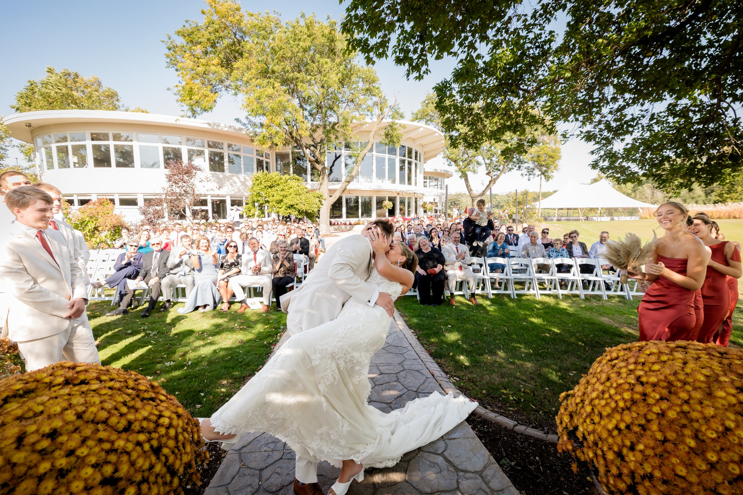 002_Ceremony_Henke_by_TheWeddingFlashers_097.jpg
