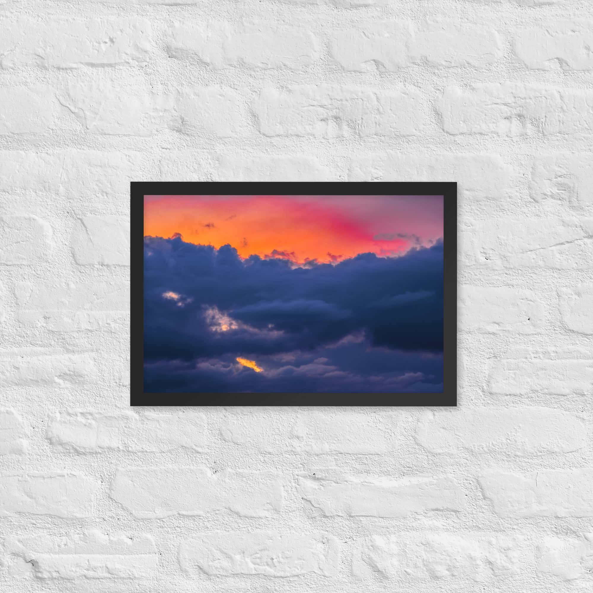Dramatischer Himmel mit orange-violettem Licht – 31×41 cm Poster