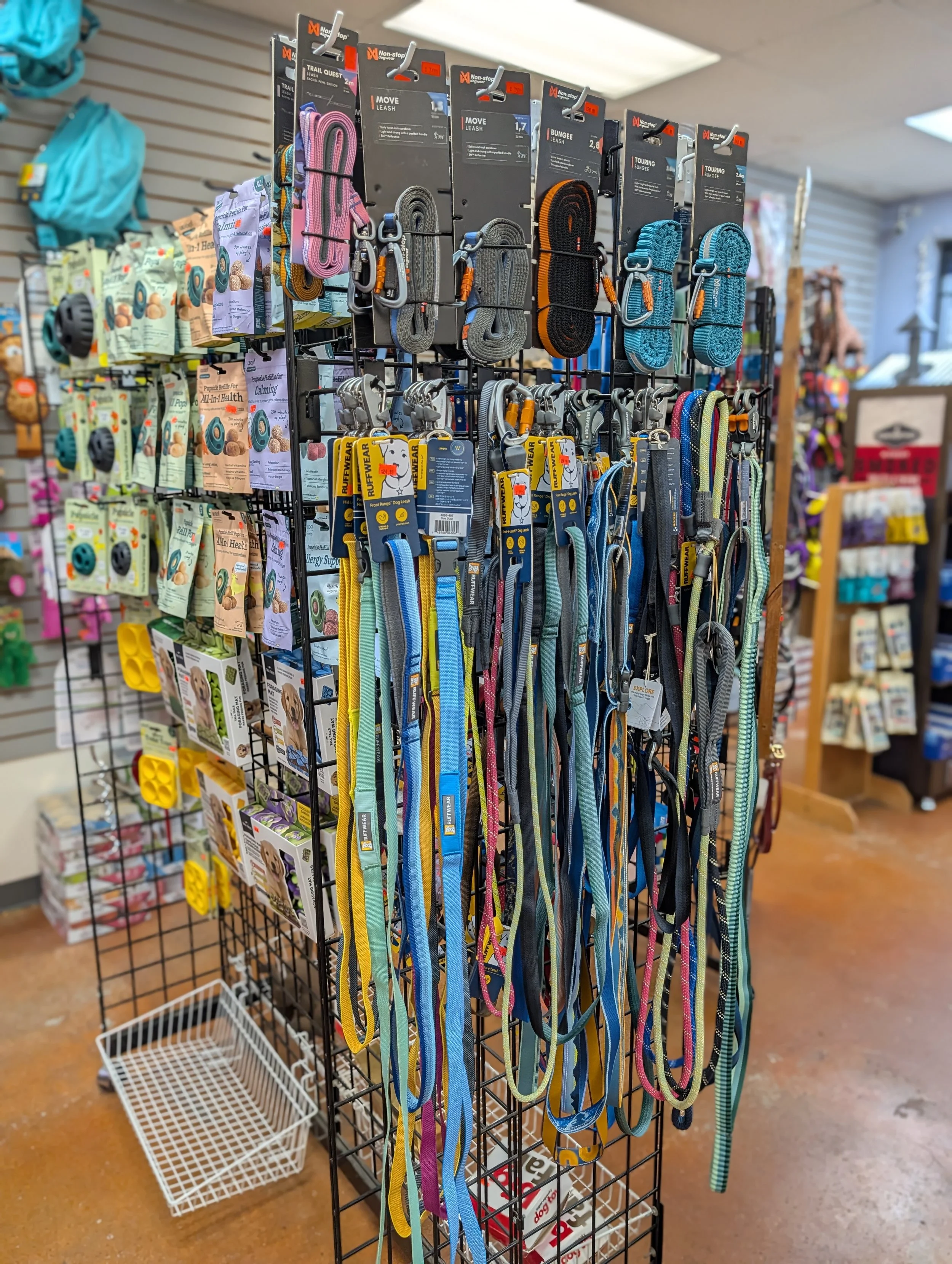 Portland Pet Supply dog leashes