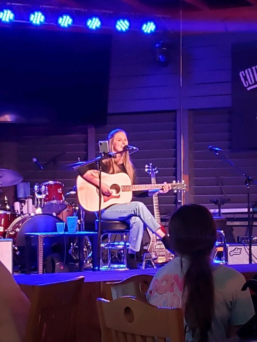 20221229_194156 2.jpg