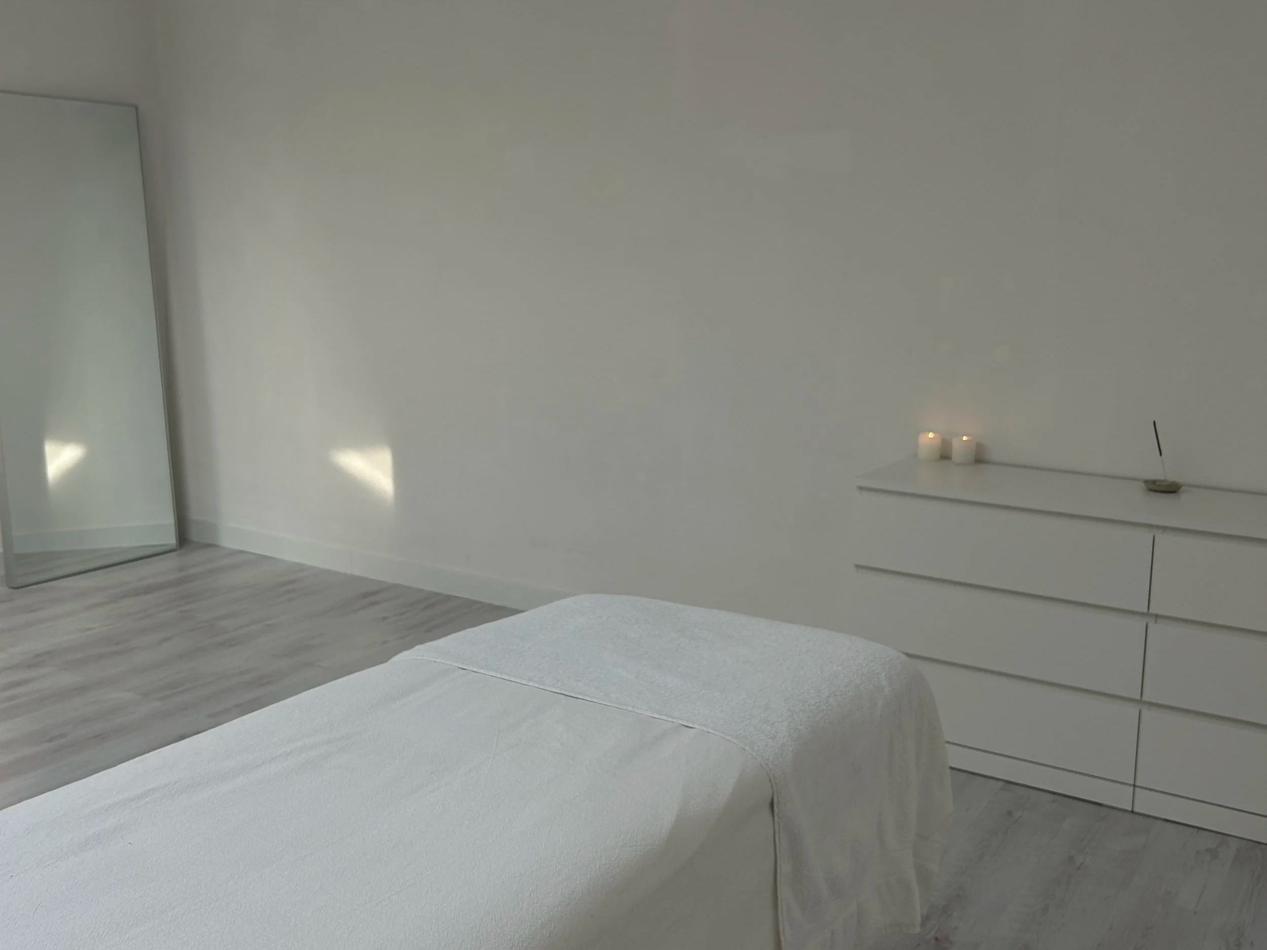 Massagetafel in space