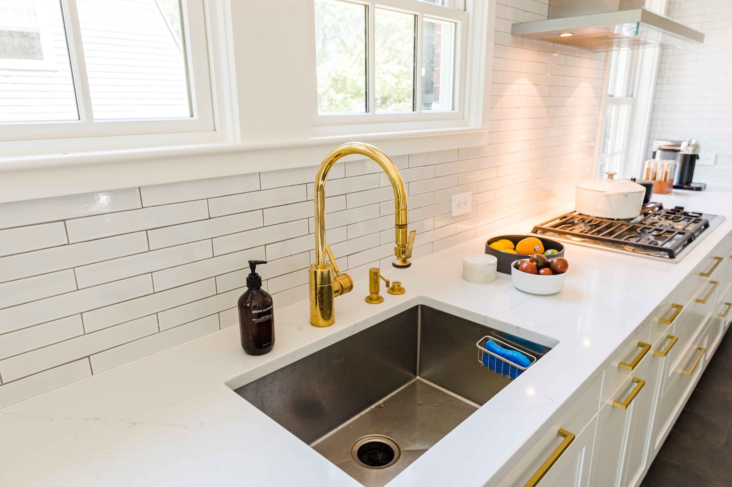 KITCHEN RENOVATION, WEST ROXBURY, MA