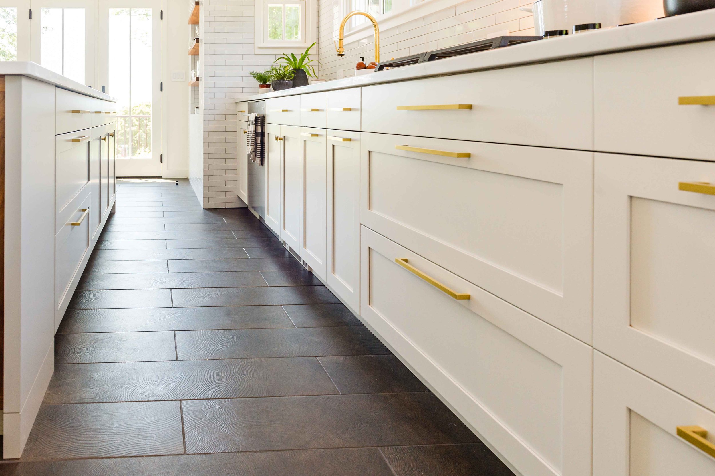 KITCHEN RENOVATION, WEST ROXBURY, MA