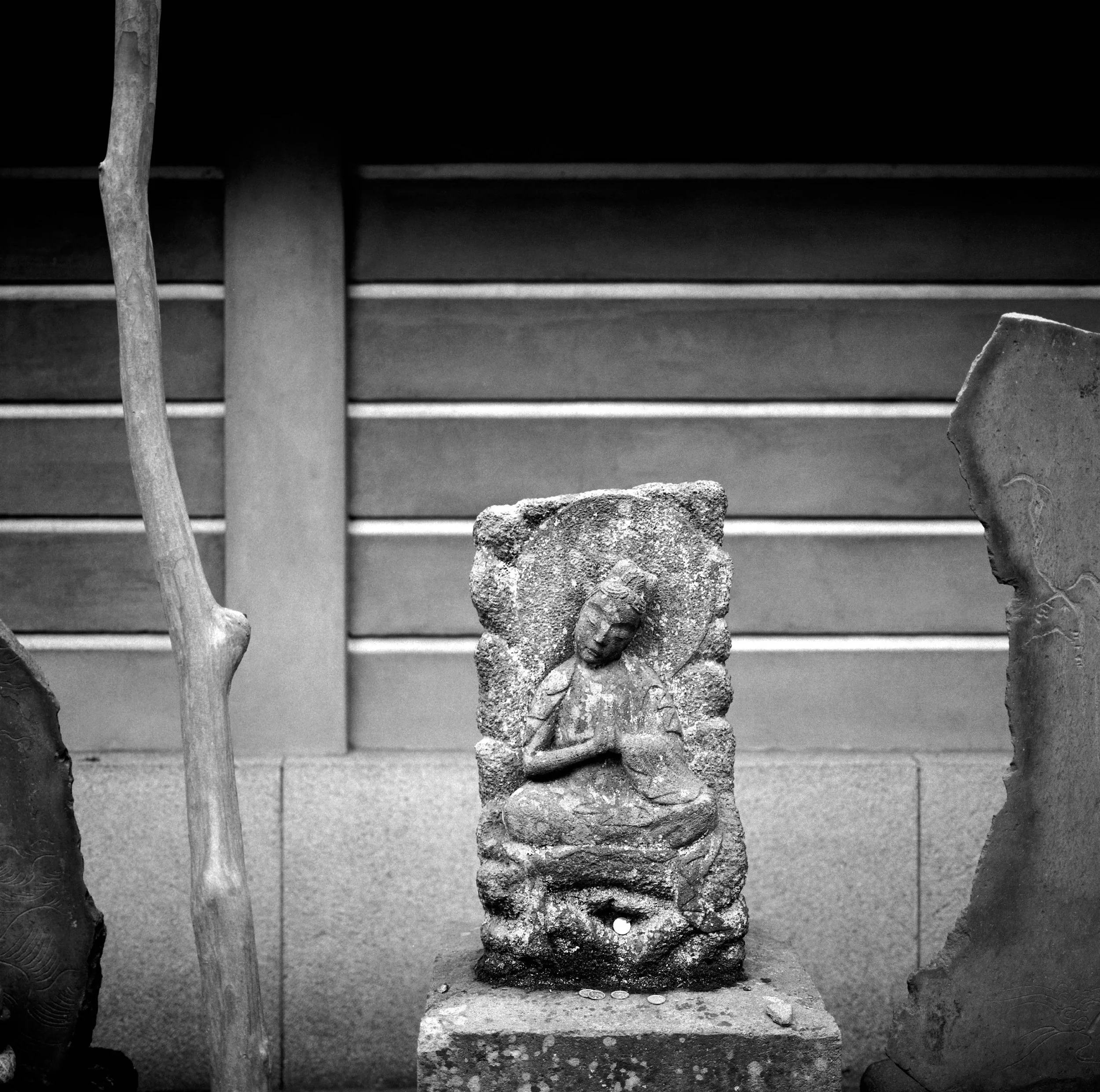 stone Buddha figure, Engaku-ji Temple, Kamakura, JAPAN