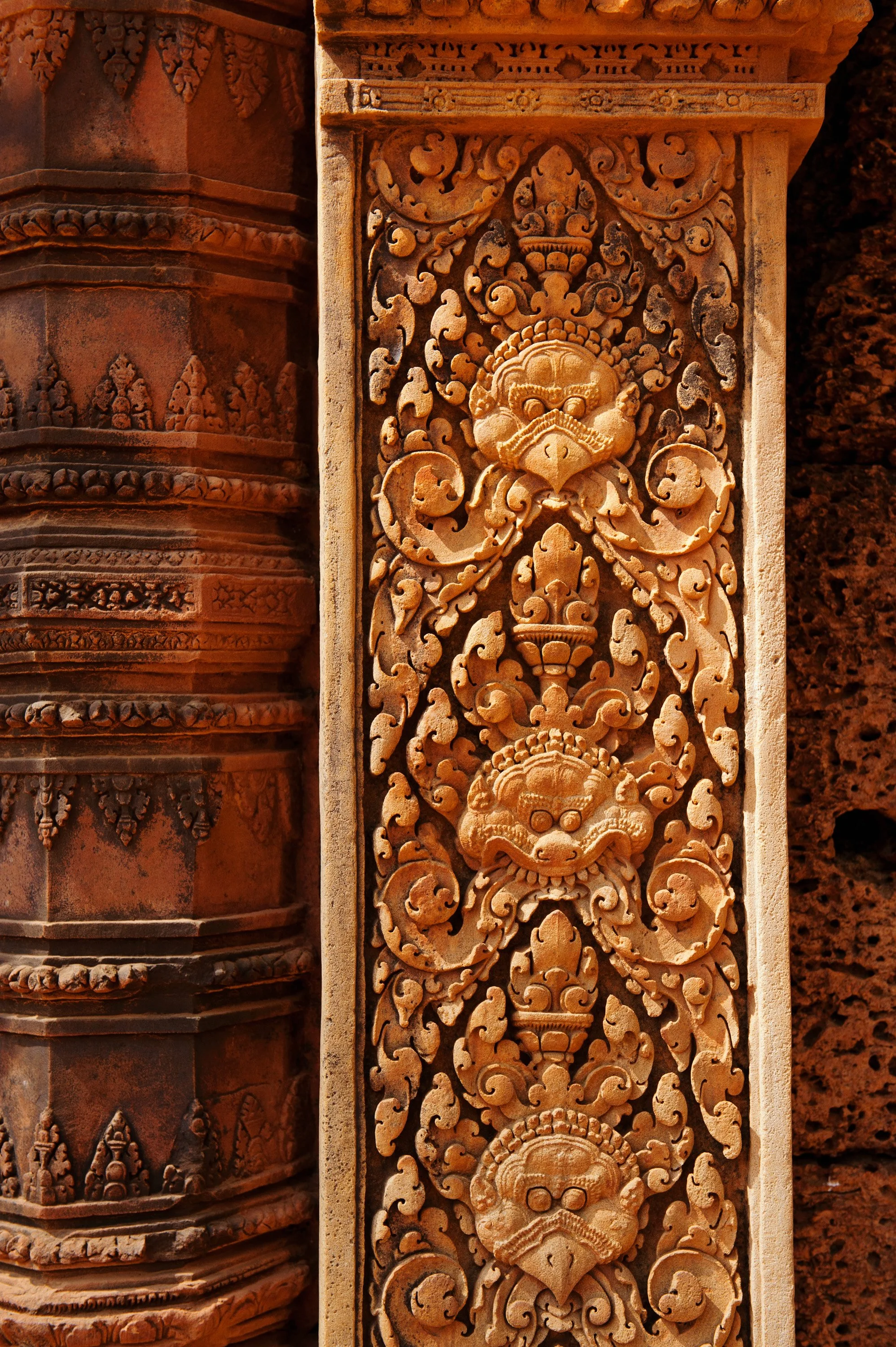 Banteay Srei temple, possibly 12th century, Angkor  UNESCO World Heritage Site, CAMBODIA