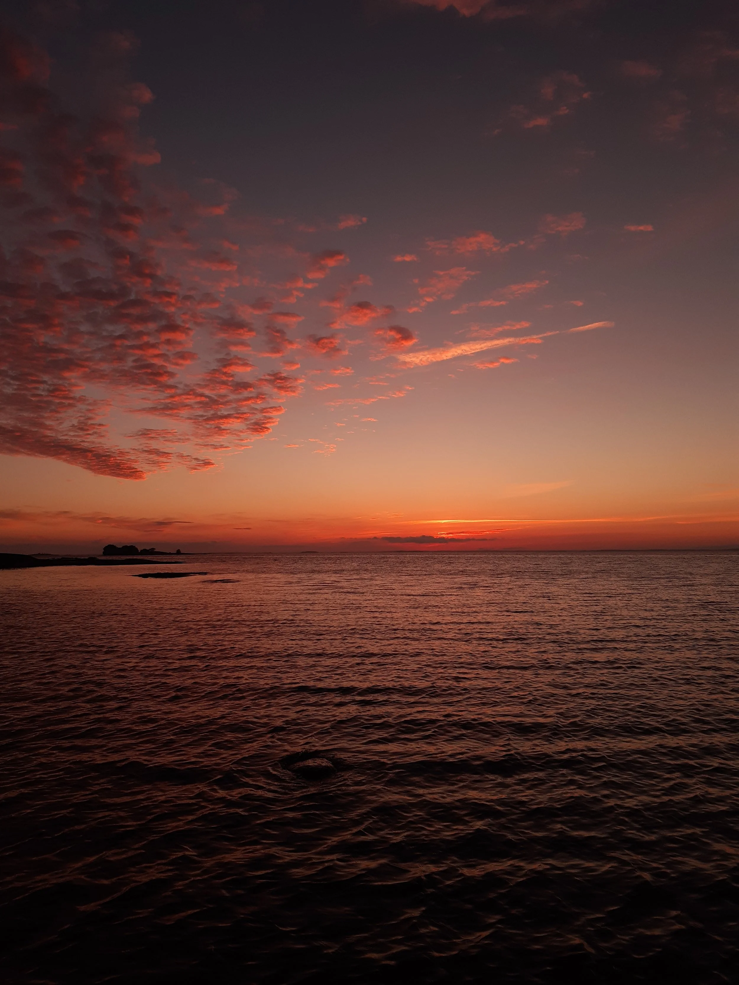 Värikäs auringonlasku - Vili Lindegren.jpg