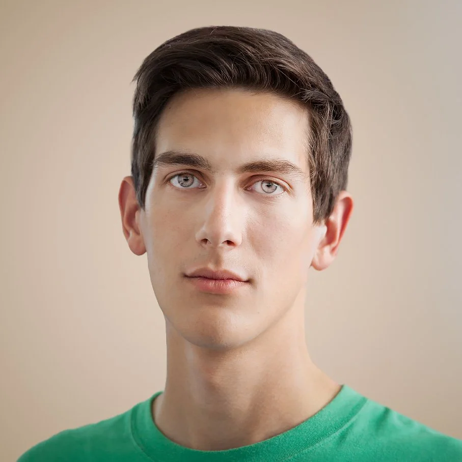 Headshot photography by Brighton based photographer Van Jones - professional heasdshots - Brighton, UK, actors, graduates, creatives, professionals, corporate