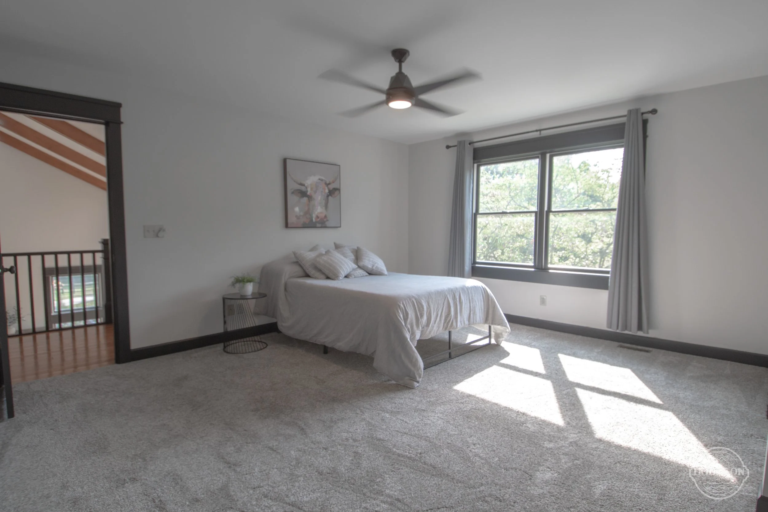 Snow Bedroom 3.jpg