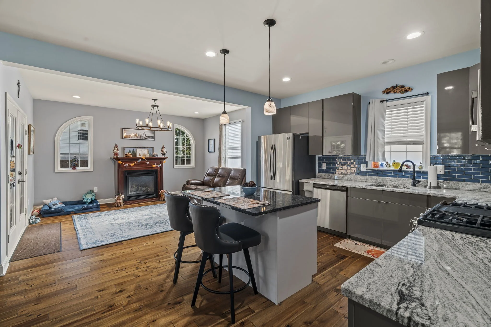 kitchen & family room 