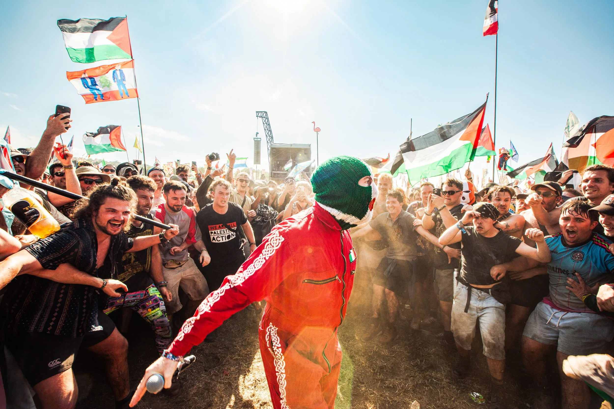 KNEECAP_Glasto_HeroShot.jpg
