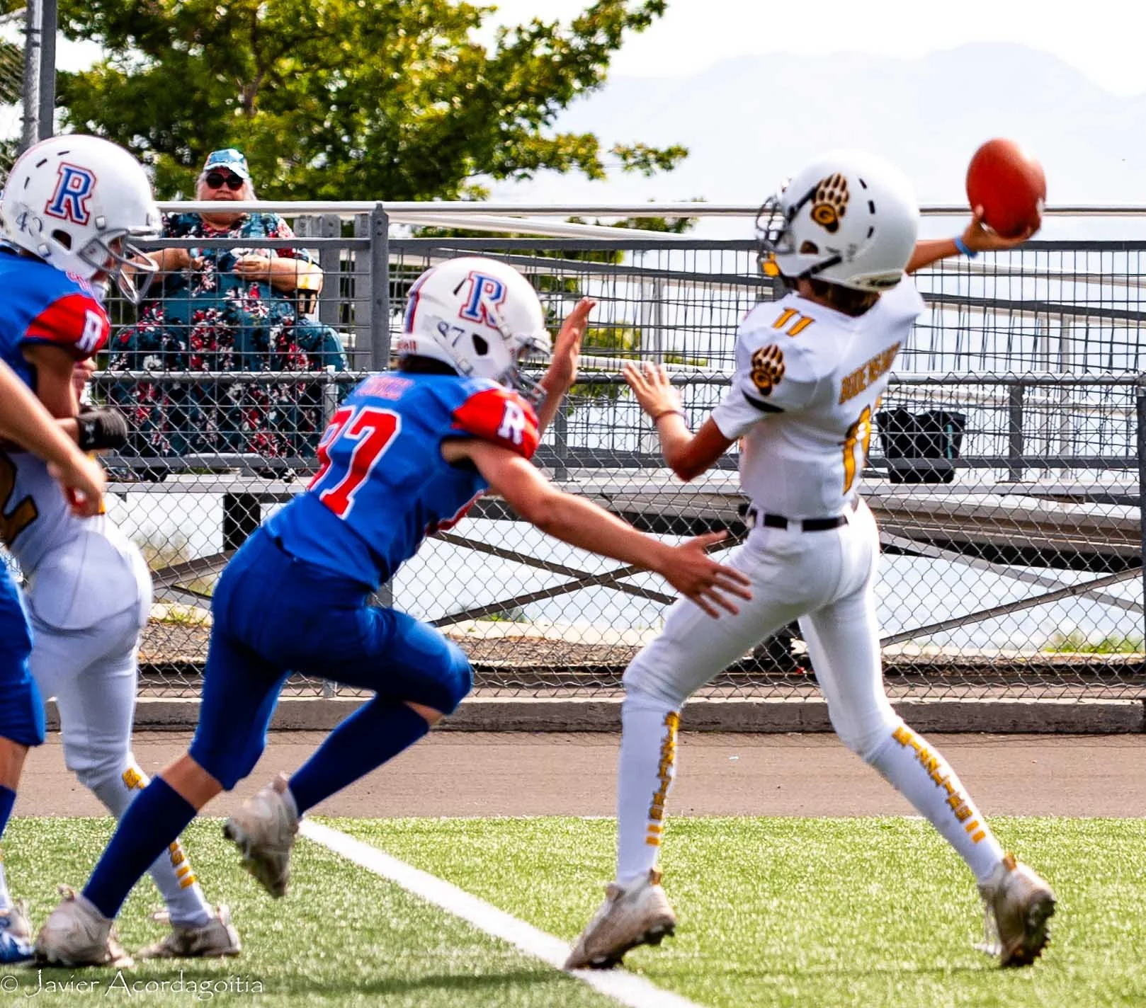  rpw pressure on qb pic.jpeg