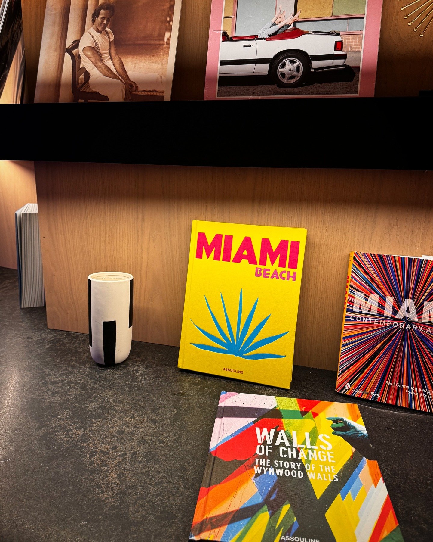 Visuals with purpose.
I help brands communicate through photography, design, and marketing.
Available for new projects.

#AIXDesigns #BrandIdentity #CreativeBusiness #DesignAgency #MarketingProfessional #PhotographyForBrands #BusinessBranding