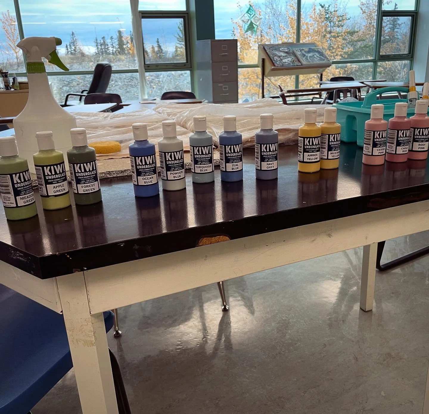 I was asked to do two pottery workshops for the French for the Future Forum that was held today. I taught 30 high school French Immersion students from Sir John, St Pats and Allain St. Cyr how to paint with underglaze. Lots of talented artists&hellip