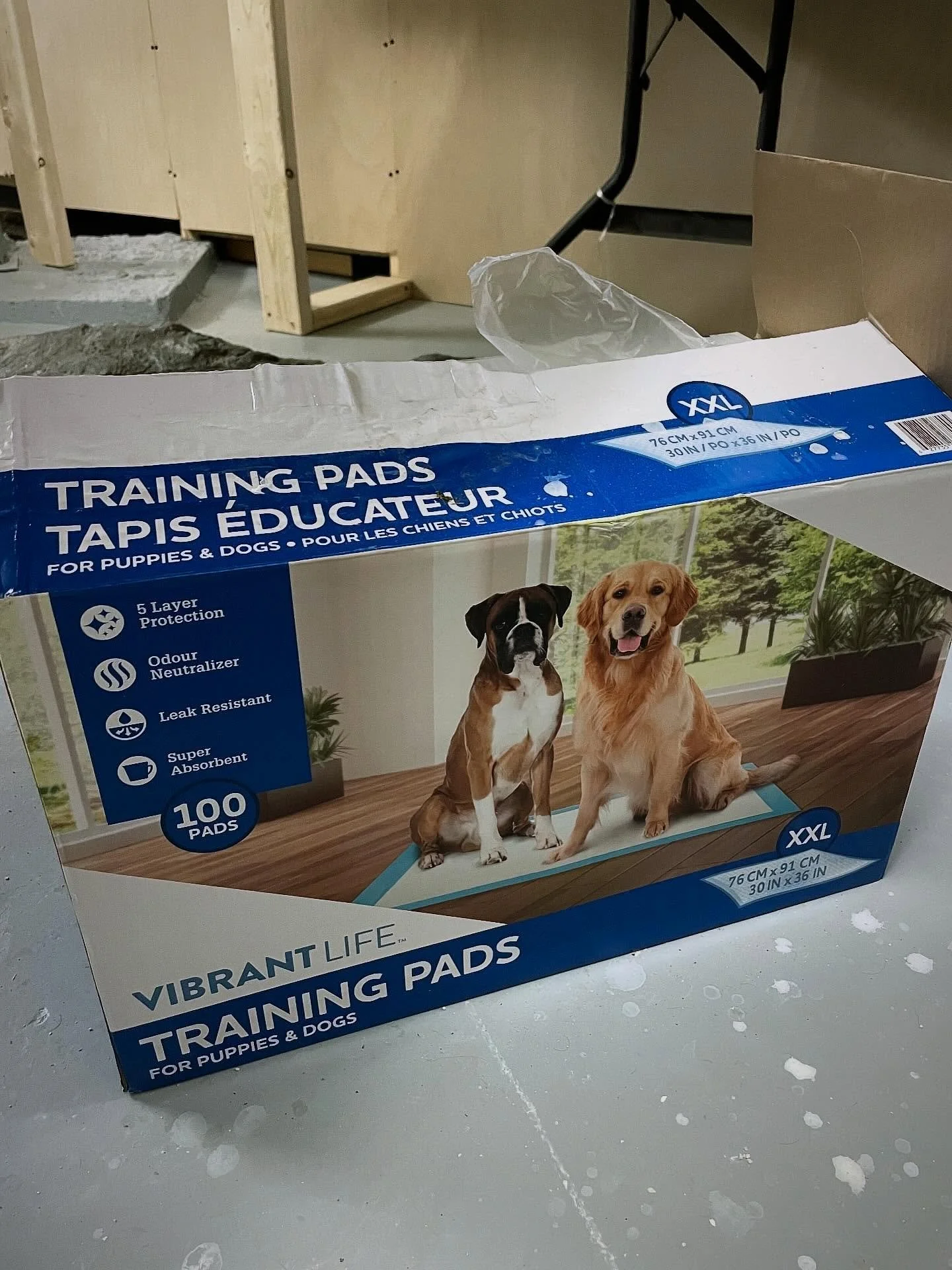 Pottery hack #2: We got a puppy in December. Bought pee pads and we didn&rsquo;t end up really needing them because her older siblings pretty much potty trained her. Now I&rsquo;m using the pads to dry plates. The pads help the plates dry evenly and 