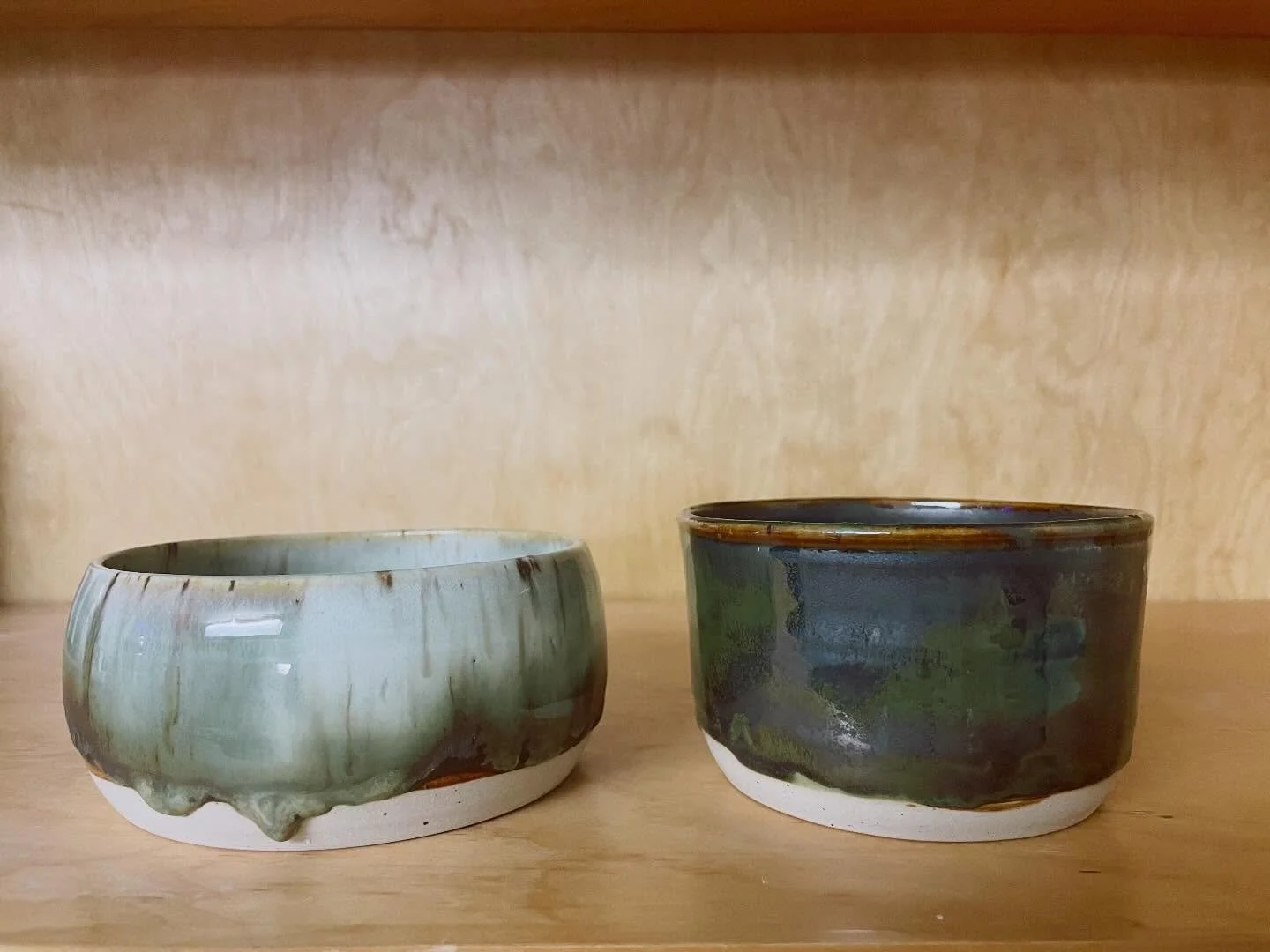 New glaze combos. Very please with black walnut and seaweed. ⭐️
