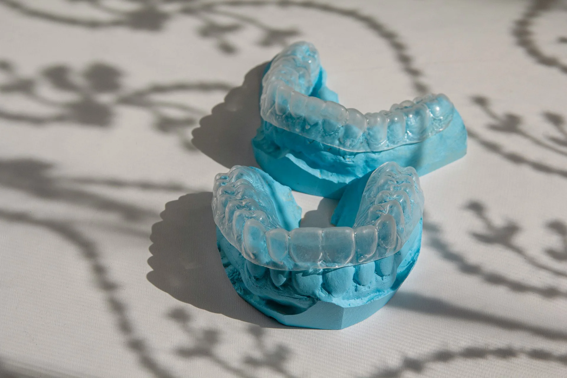 Choosing Invisalign in Miami for a Discreet Smile on a Busy Schedule