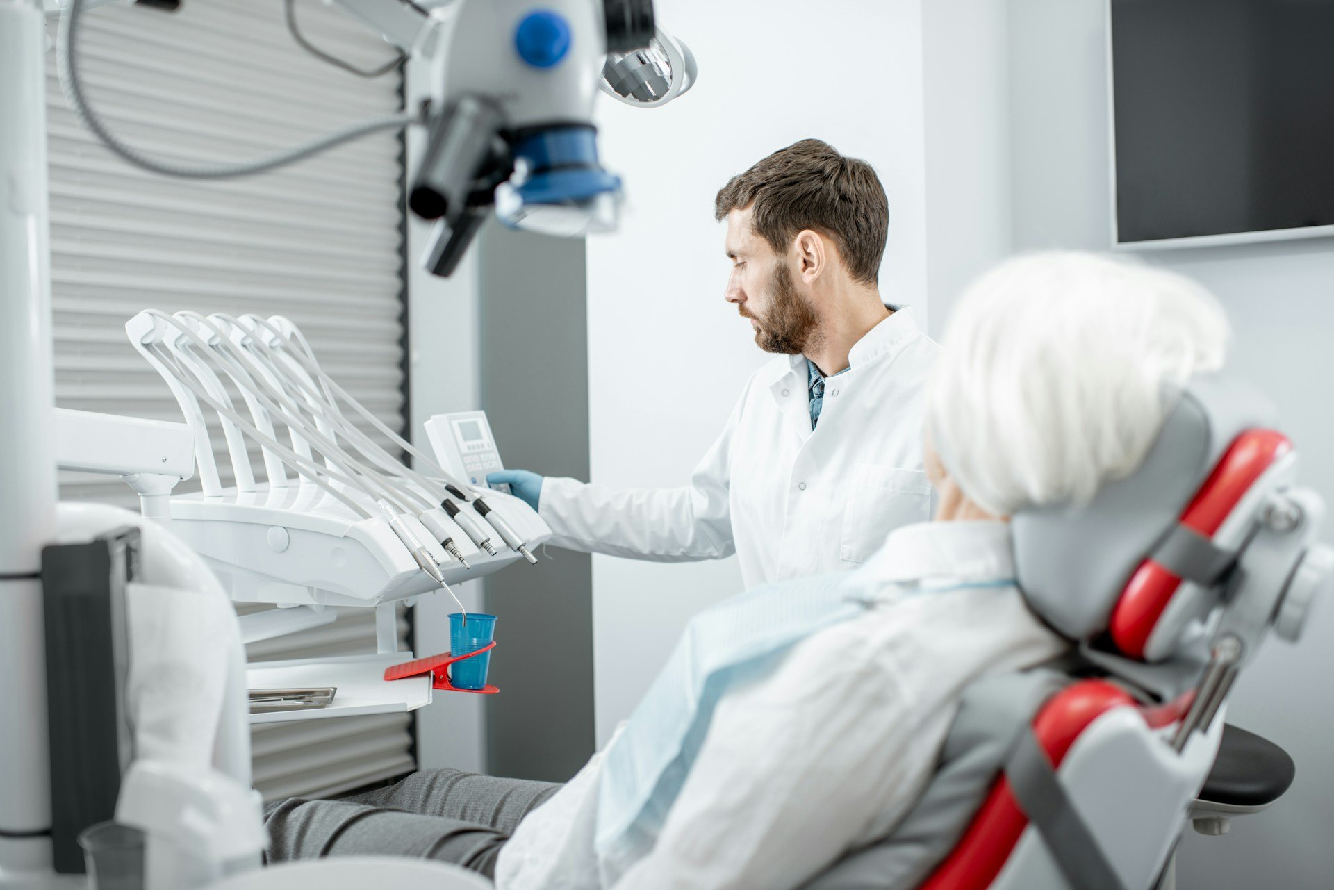 Choosing a Gentle Dentist in Miami When You Feel Anxious