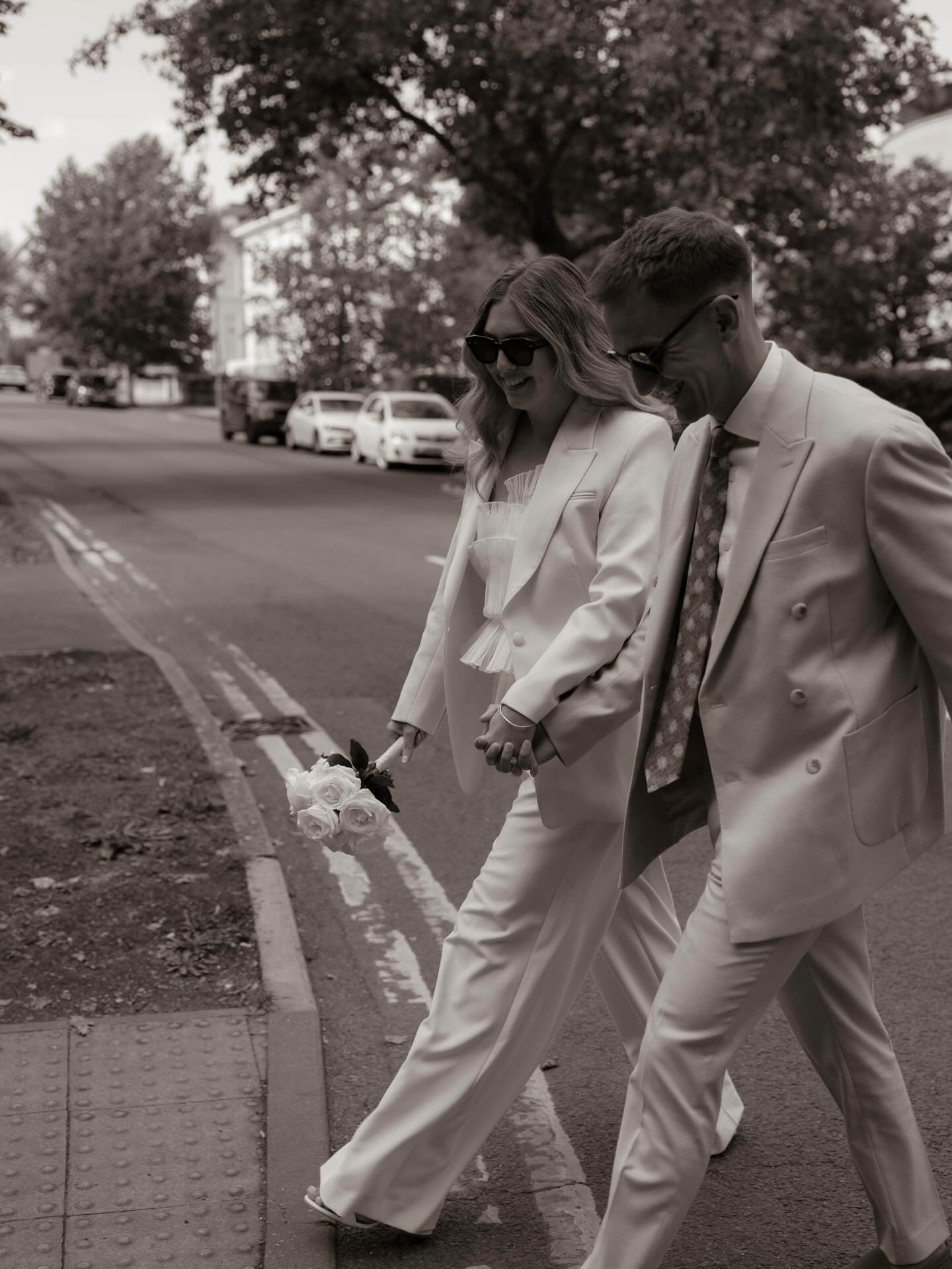 Maddie + Tom🖤Legal ceremony x

I LOVE a legal! It&rsquo;s always a totally different feeling to a full day, a different pace, different energy. So many of my couples say the same thing to me before that they &ldquo;aren&rsquo;t that fussed and don&r