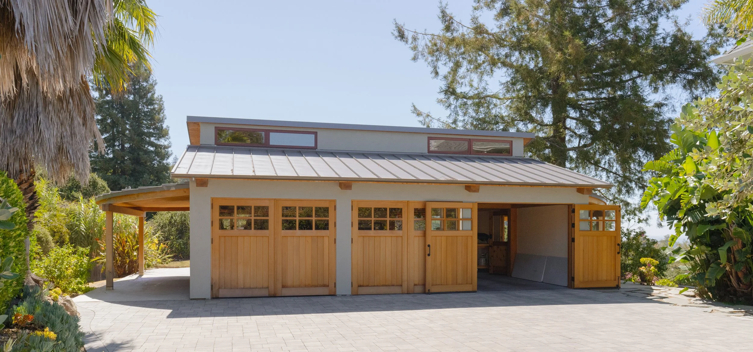 1_Exterior_2_Front.jpg