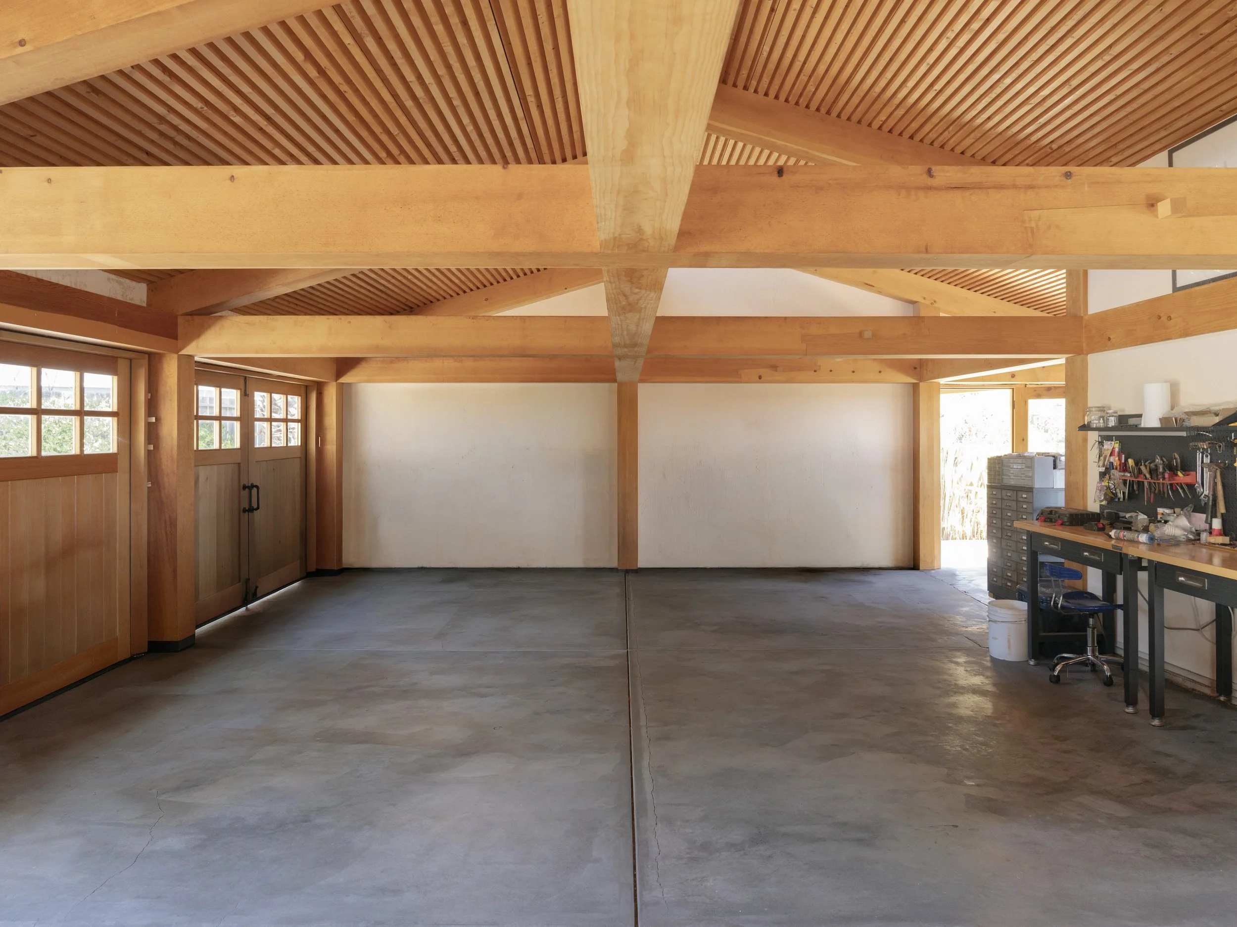 3_Interior_2_TimberFrame_GarageEmpty.jpg