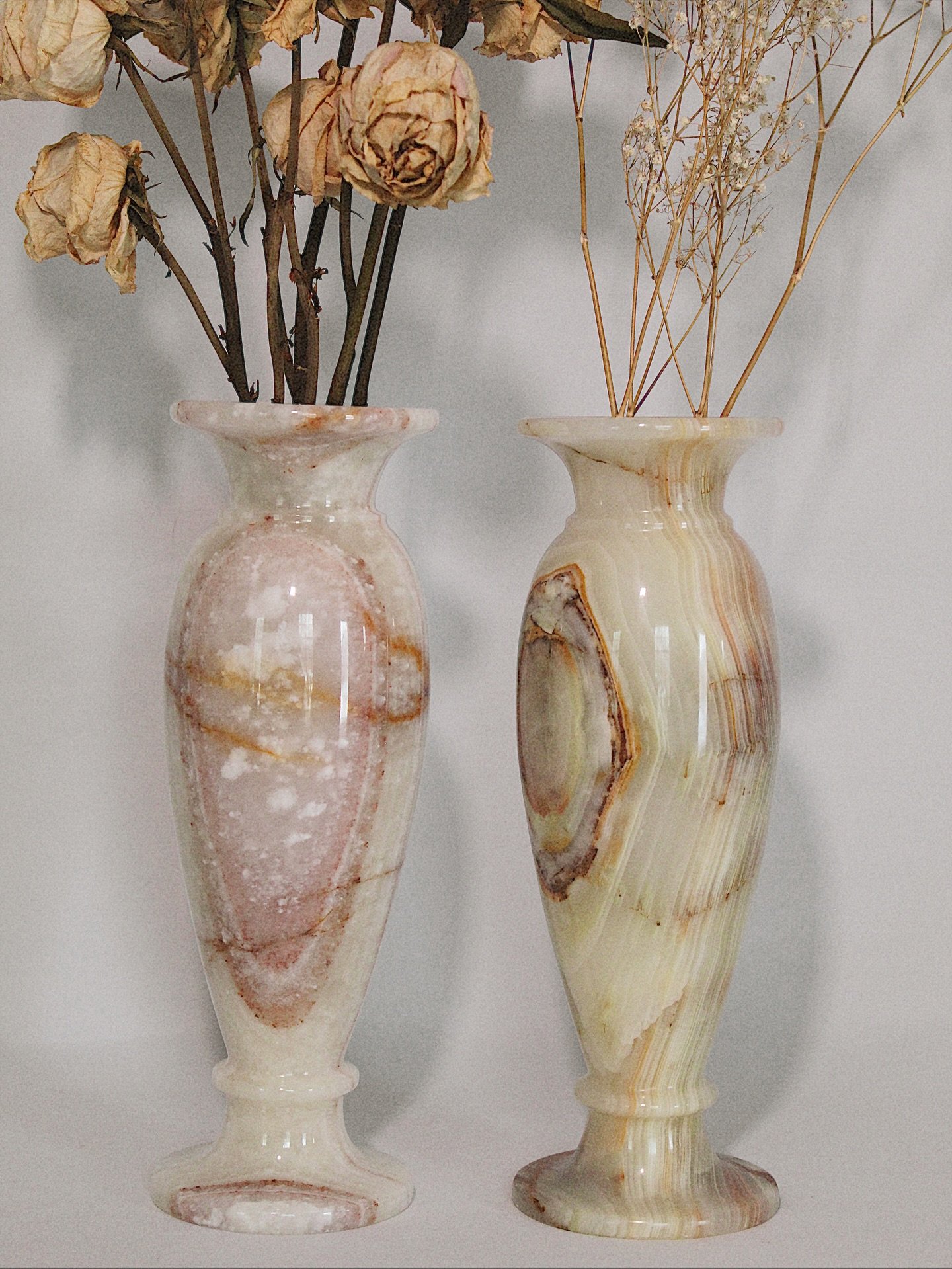 Oversized solid polished banded onyx carved vintage vases. Each one has different veining making them unique- no two are the same. Made in Pakistan. Each 12&rdquo; tall. ~7 pounds.
$82 each

Please head to CheckmateHomeInteriors.com to purchase by cl