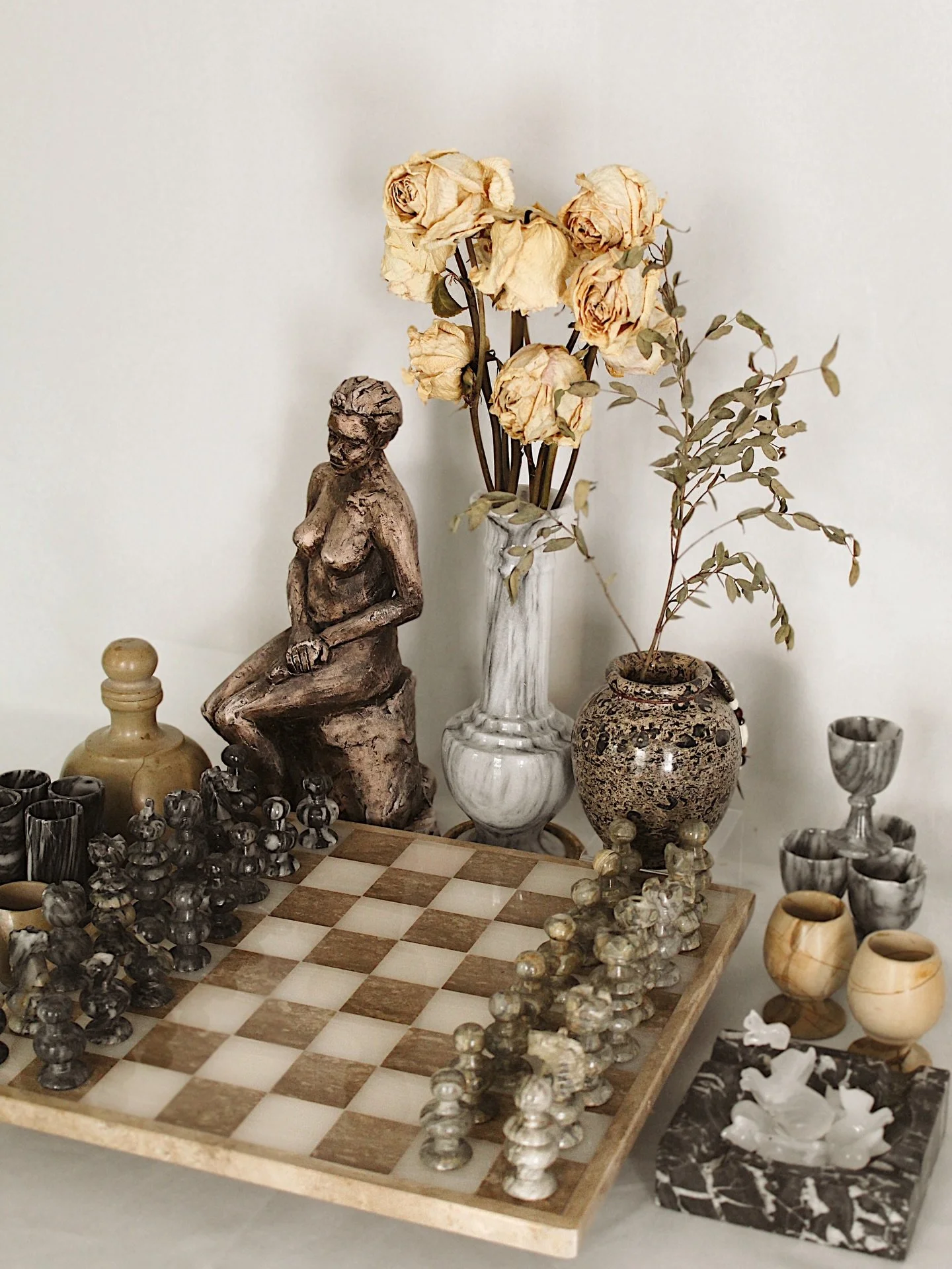 COLLECTION 021-

A versatile mix of pieces that add quiet depth and character to any space. Each item brings its own presence, while still working together seamlessly.

This collection was deeply intentional. I actually had an entire collection style