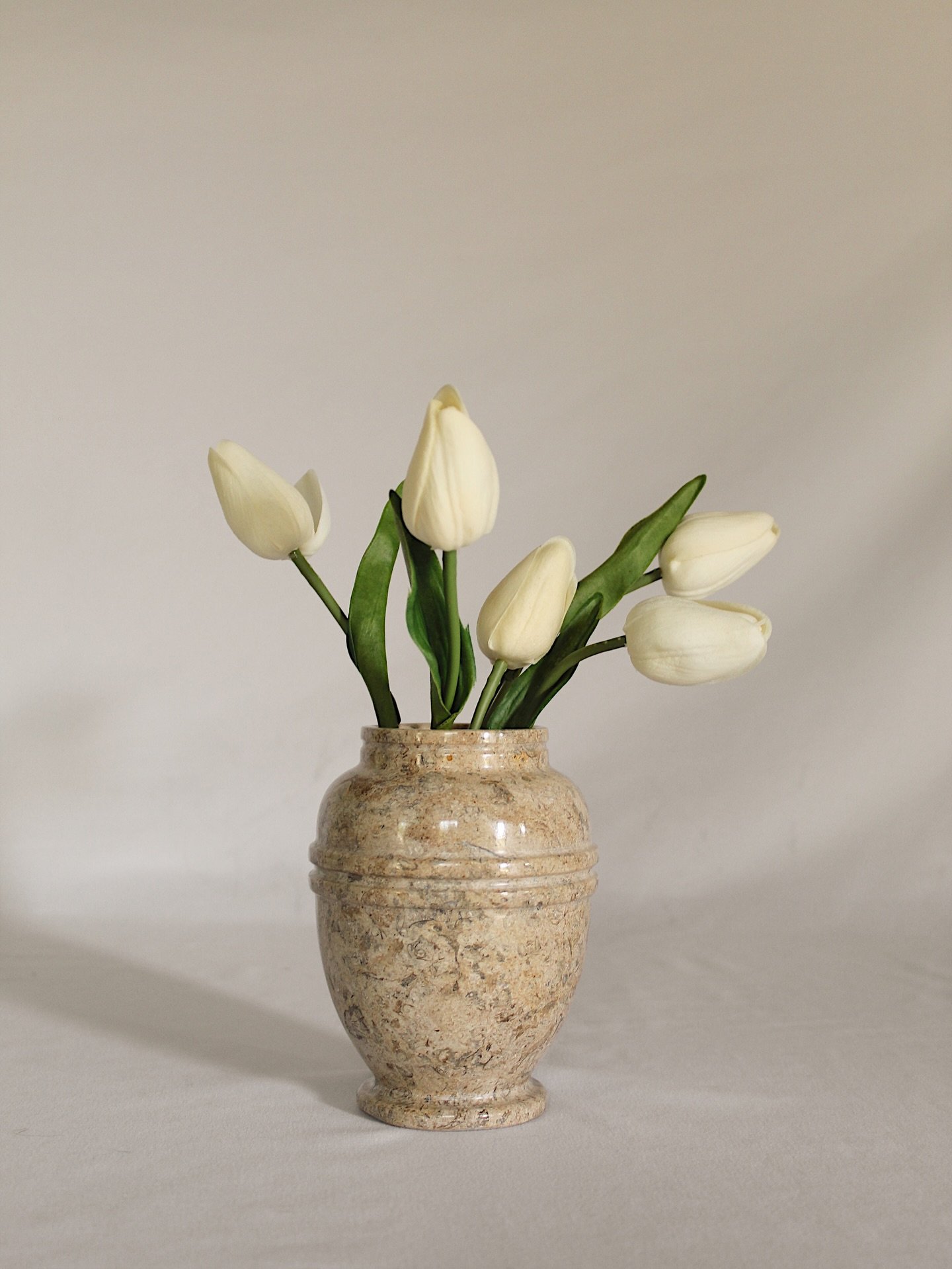 A few recent pieces in the process of being sent to their new homes&hellip;
From chess sets to candle holders and vases- each one carefully sourced and chosen, now becoming part of a new space.
As Checkmate Home begins preparing for what&rsquo;s next