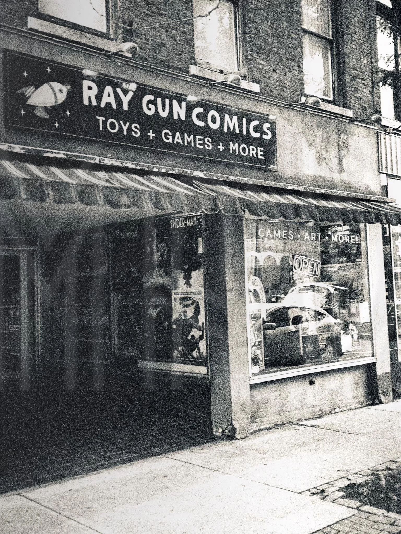 Battleboro, VT - For the Love of Thursday: Full City Devolución Tour - Ray Gun Comics