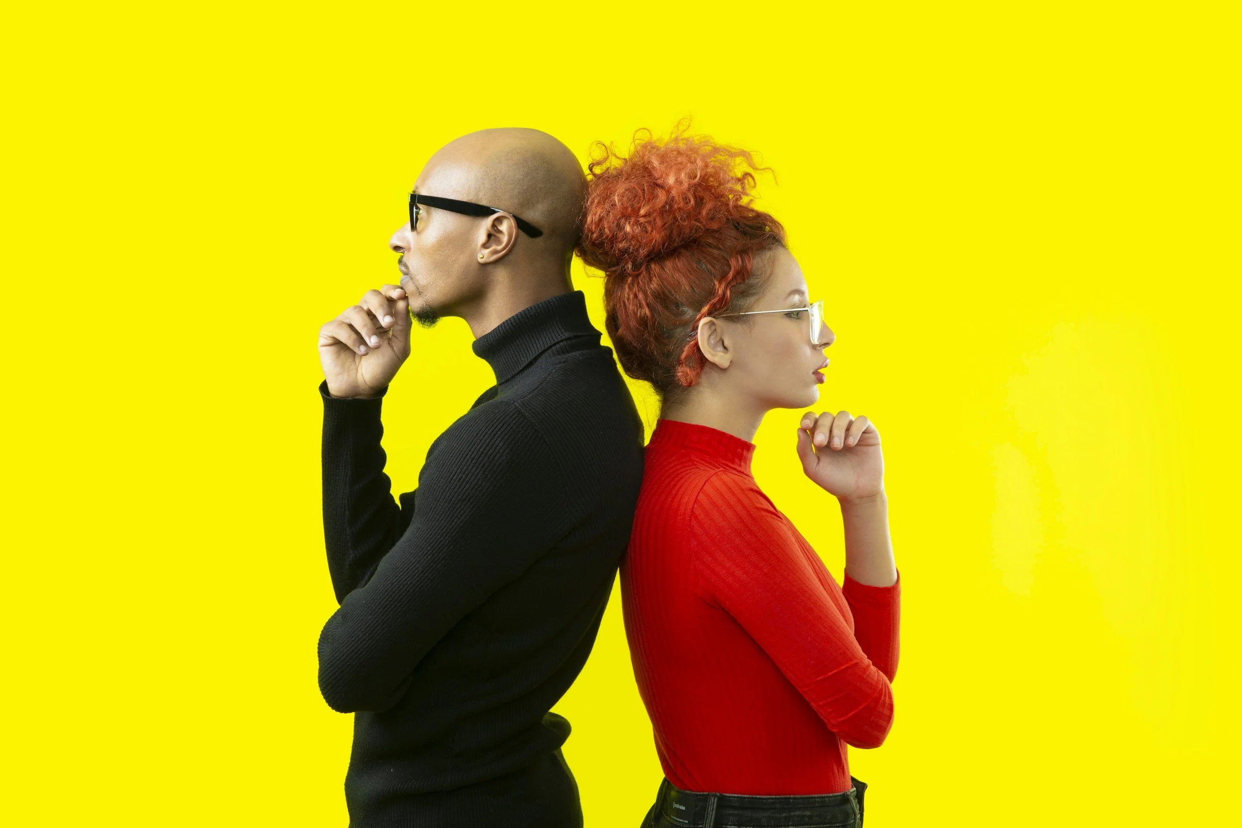 Is it a Red Flag or Am I Overthinking It? 10 Relationship Warning Signs To Watch For