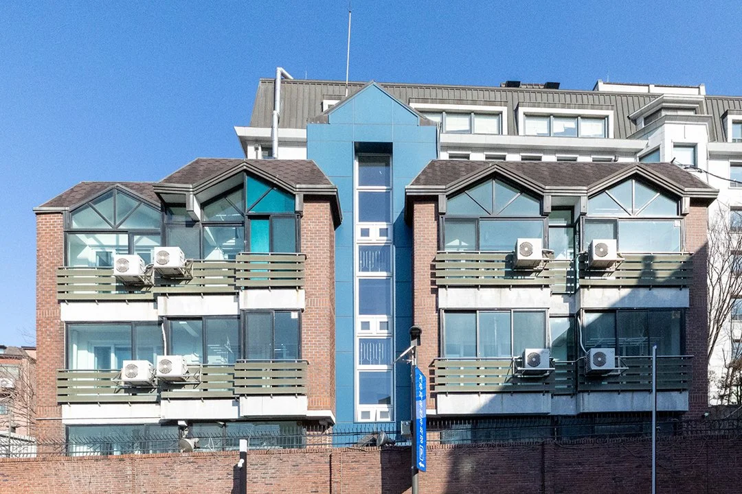 Intl-Dorm-7-Exterior.jpg