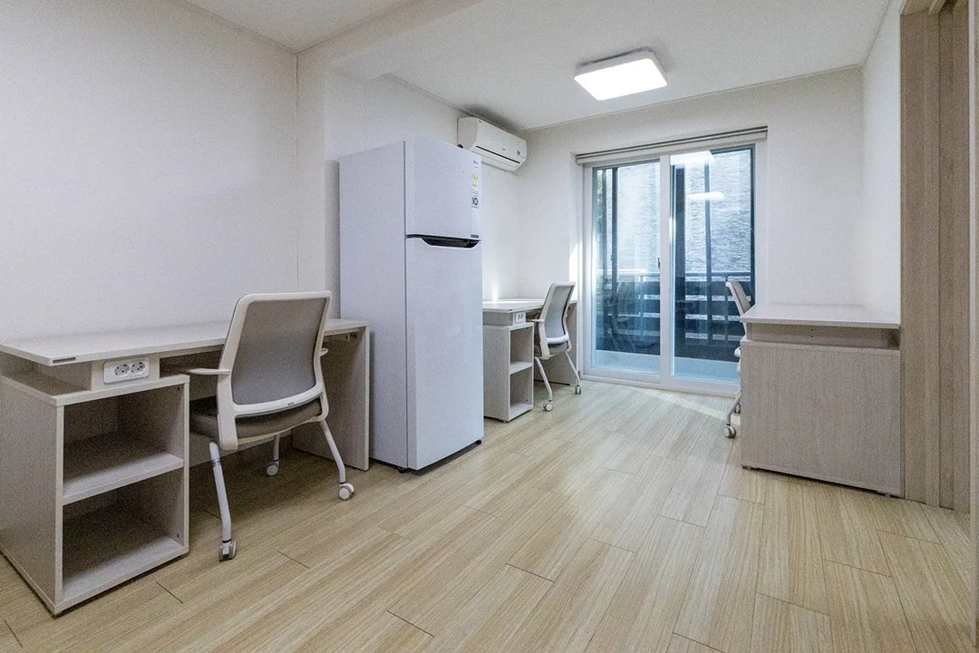 Intl-Dorm-7-Interior-Study-room.jpg
