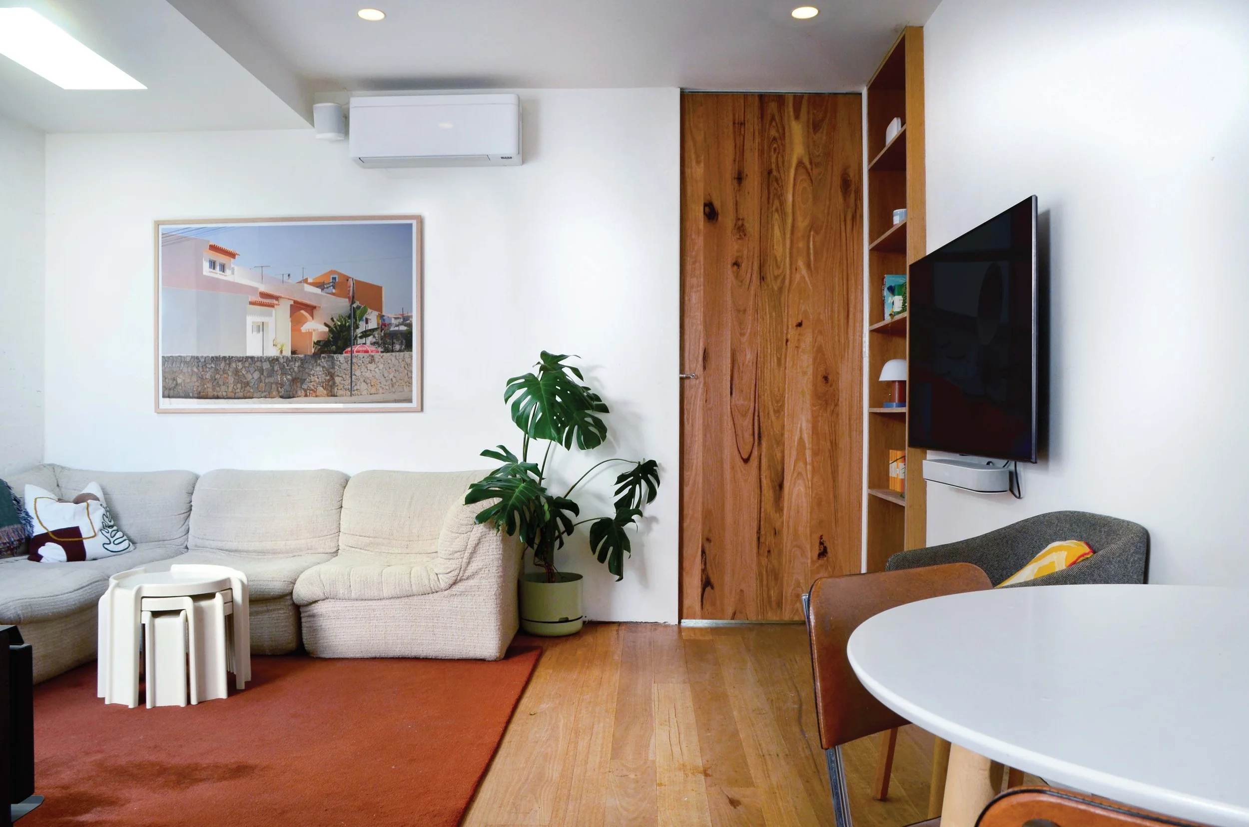 Living Room.jpg