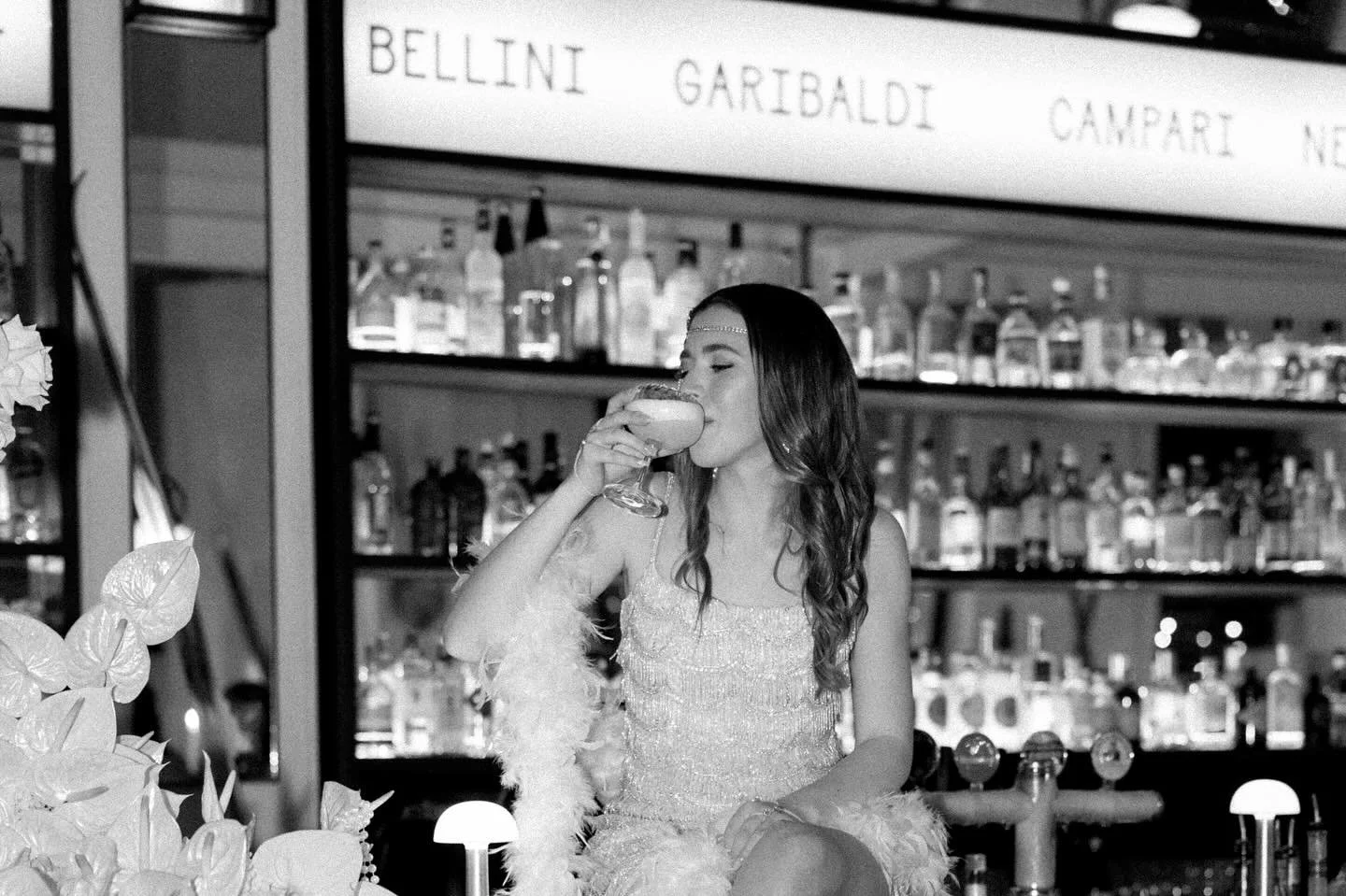 Swipe to see the best gatsby themed birthday party I&rsquo;ve ever seen, Audrey&rsquo;s 18th🍸

Stylist: @the.event.styler 
Florist: @feelingfloral_