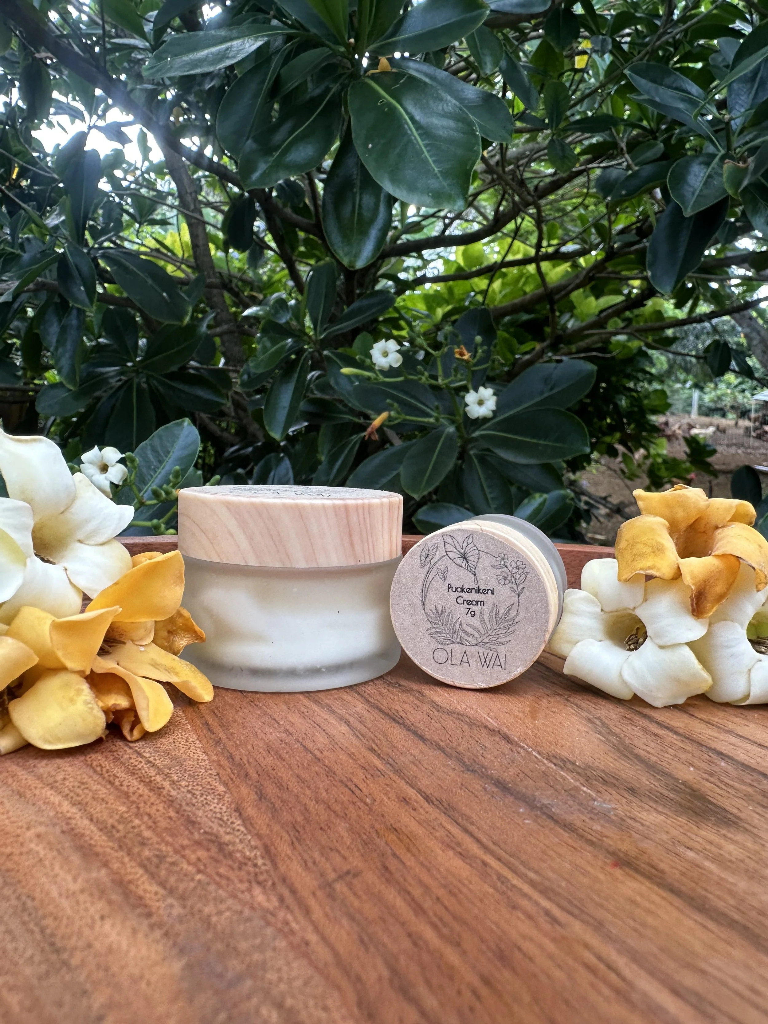 Puakenikeni Cream