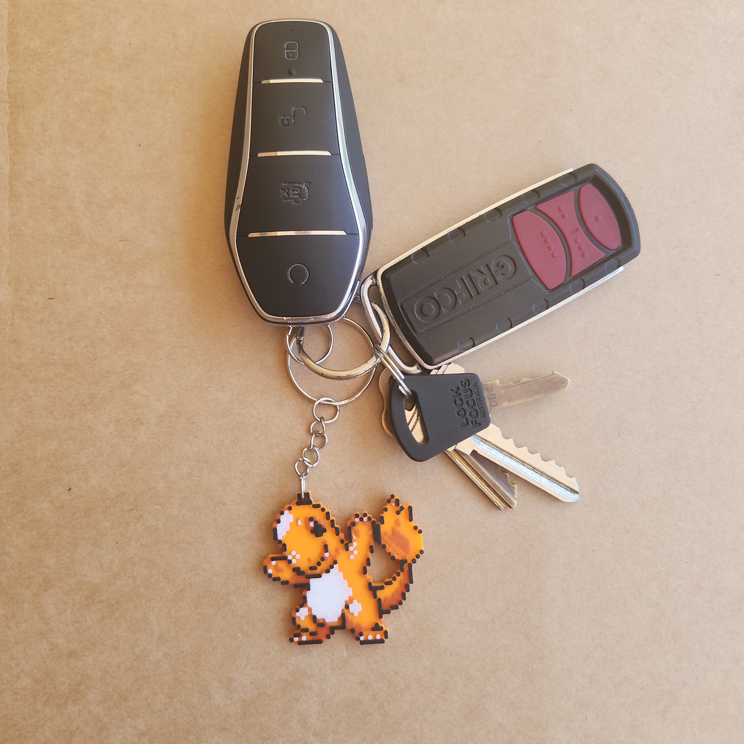 Charmander-Keyring_03.jpg