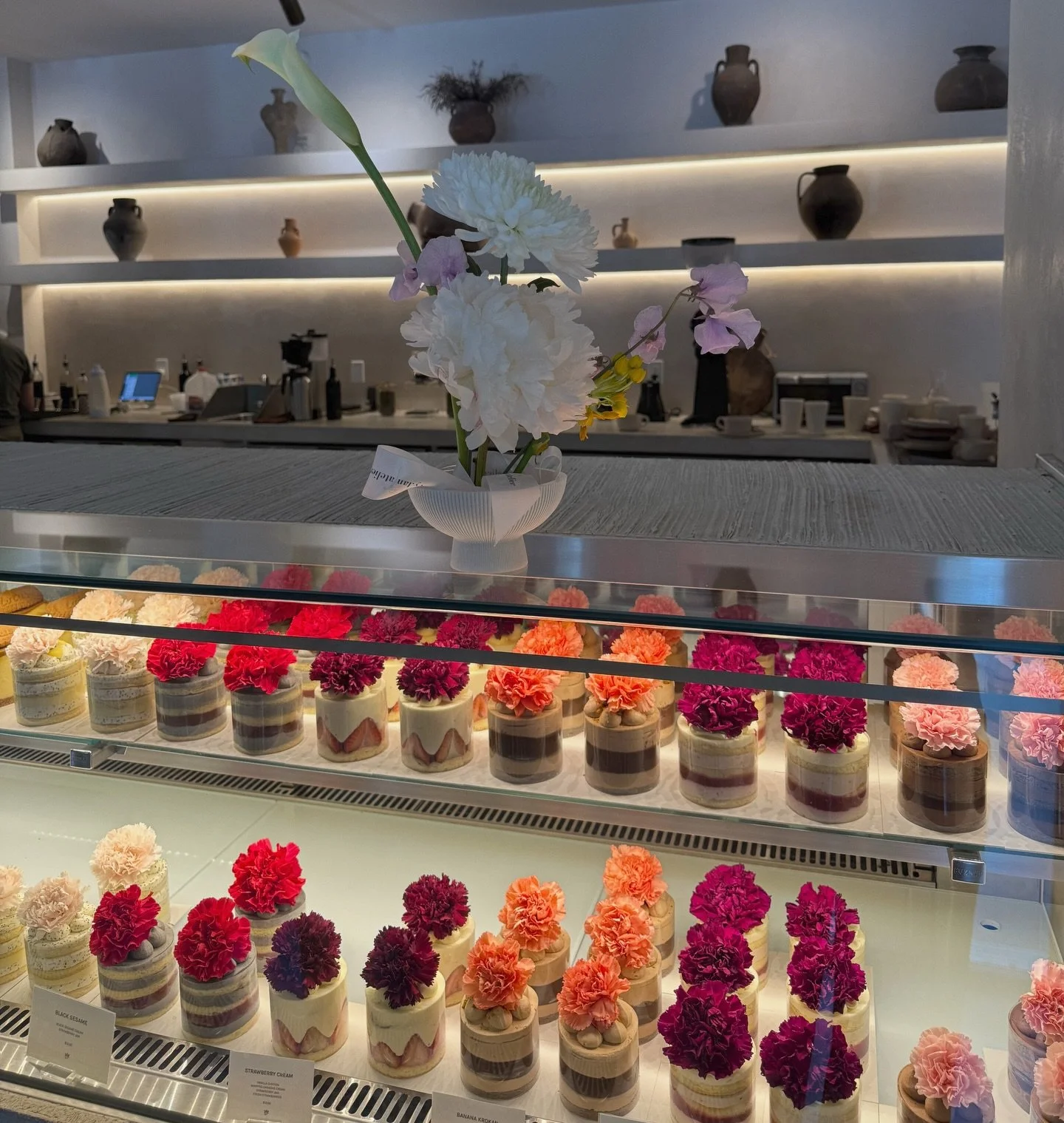 When people ask for my San Diego staples, I am eager to mention @hinar.cafe

Sweets beget sweets 🍬