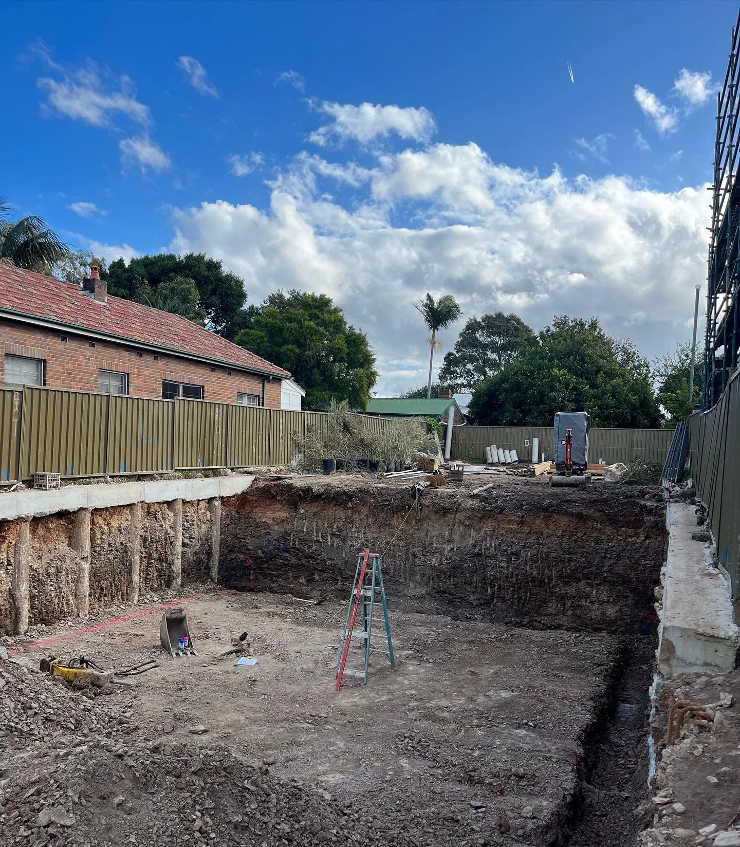 Marrickville Residential Project 

Construction progressing well with shoring and bulk earthworks nearing completion.

#construction #design #engineering