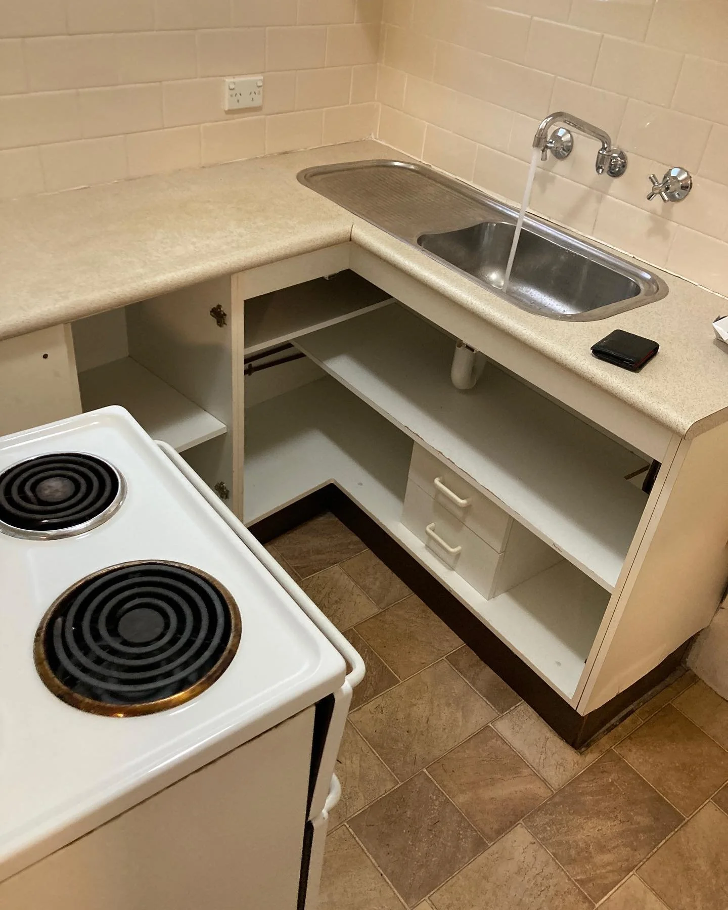 Before vs After 

Wollstonecraft - Apartment Renovation 

Pleased with the result we achieved for our client in flipping this 1 bedroom apartment in Sydney&rsquo;s Lower North Shore. 

With a quick turnaround and limited budget, we targeted specific 