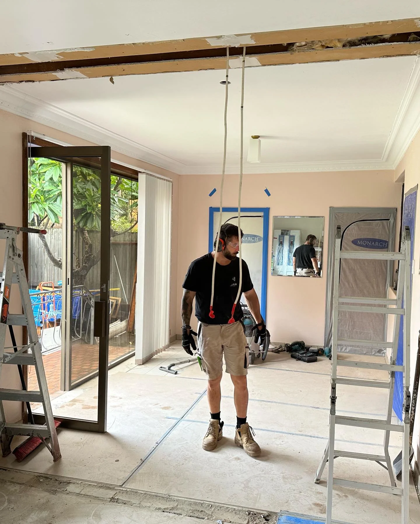 SITE PROGRESS - Randwick - Alterations and Additions.

Temporary propping and steel beam installation well underway for this federation style home in Randwick, ready for structural grouting soon. 

Removal of several load bearing and non-load bearing
