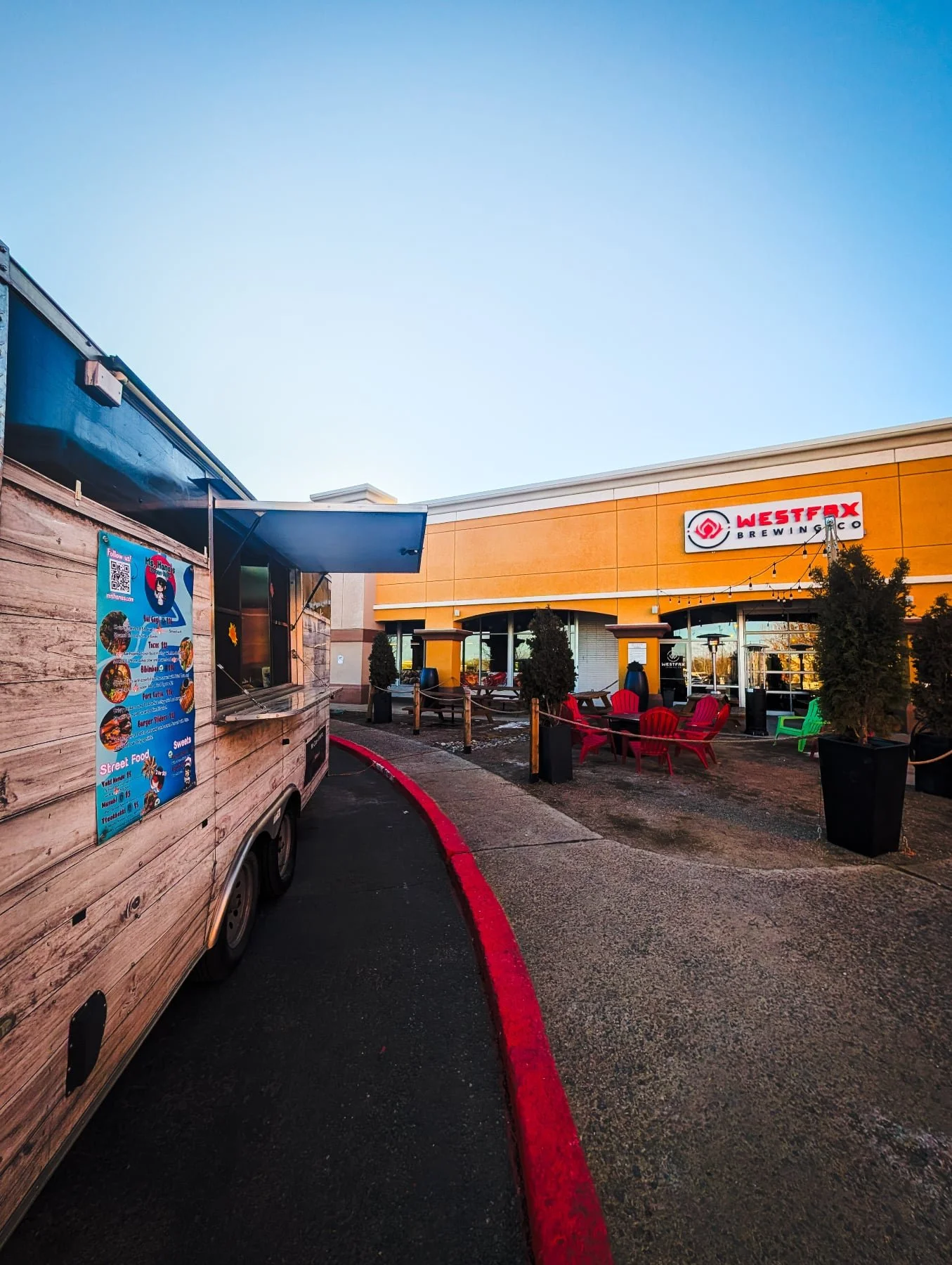 Come see us @westfaxbrewing 😋🍺 We're here till 8!