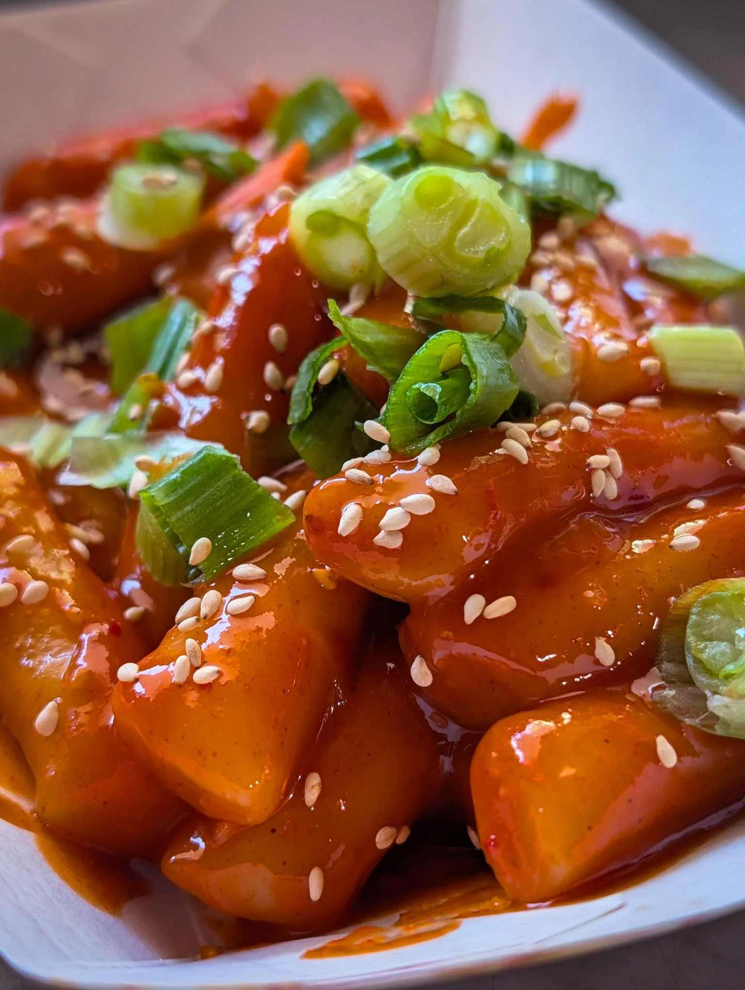 Tteokbokki (Sweet and Spicy Rice Cakes) (Gluten Free / Vegan)