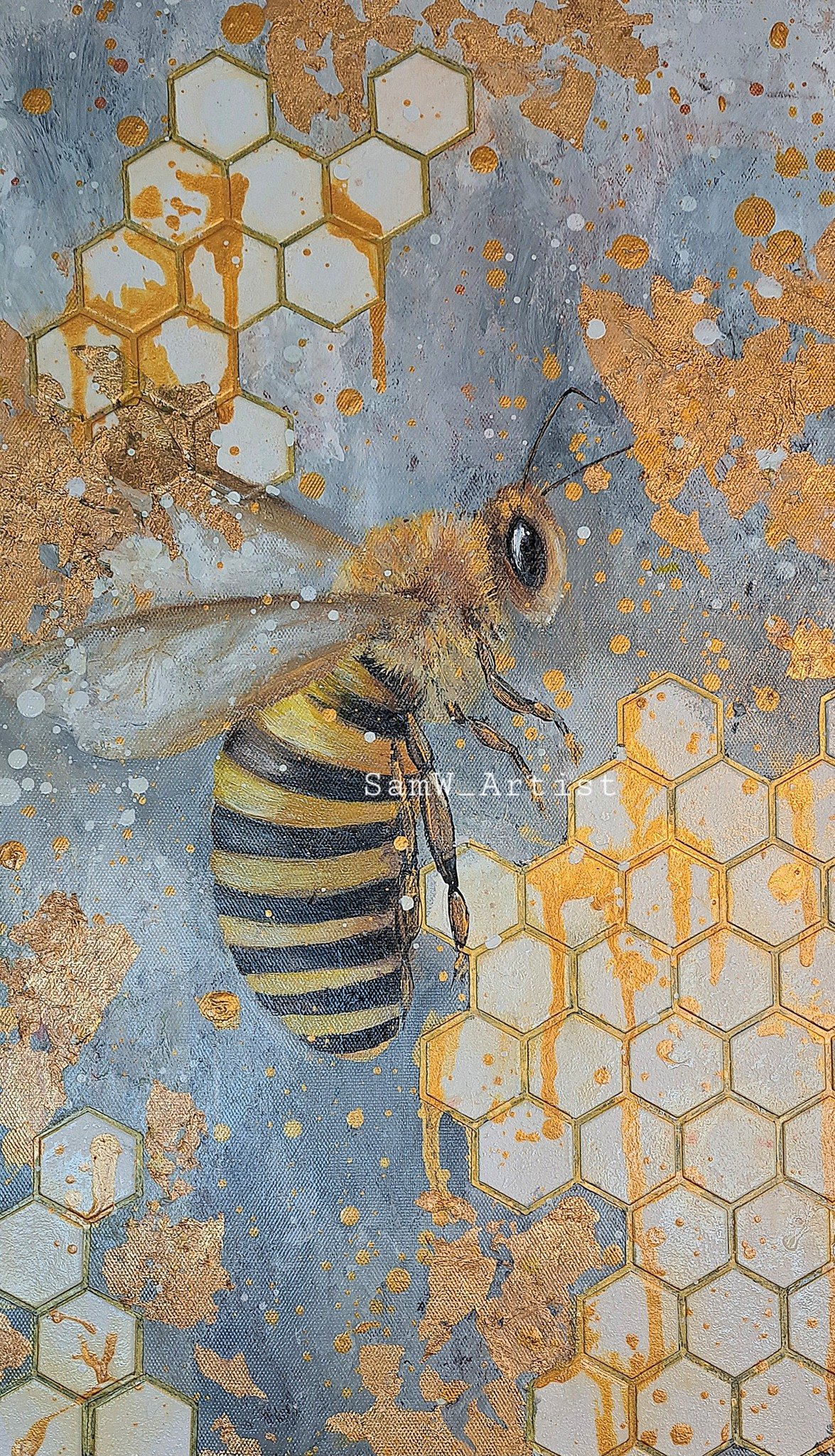 Honey Bee2.jpg
