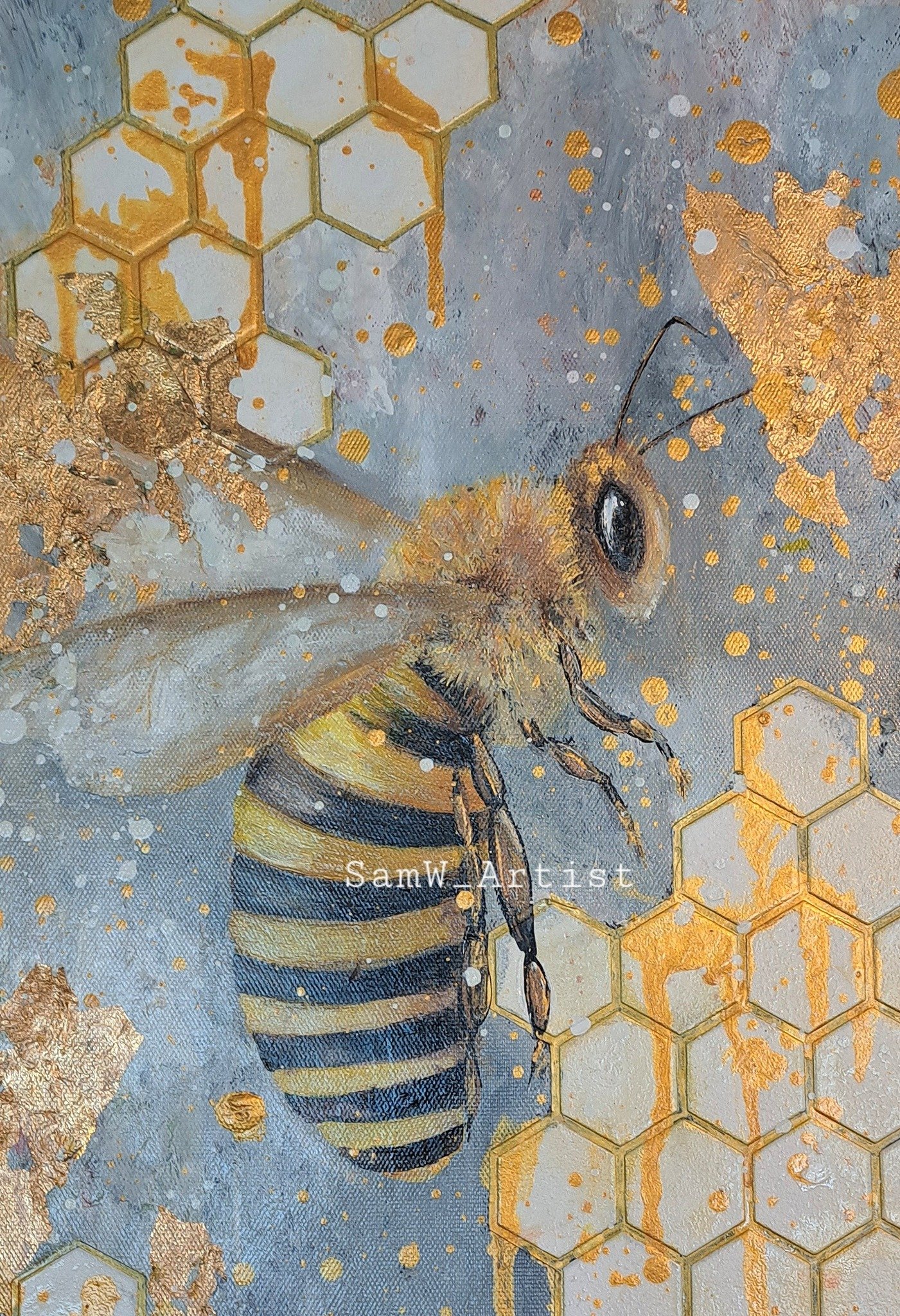 Honey Bee1.jpg