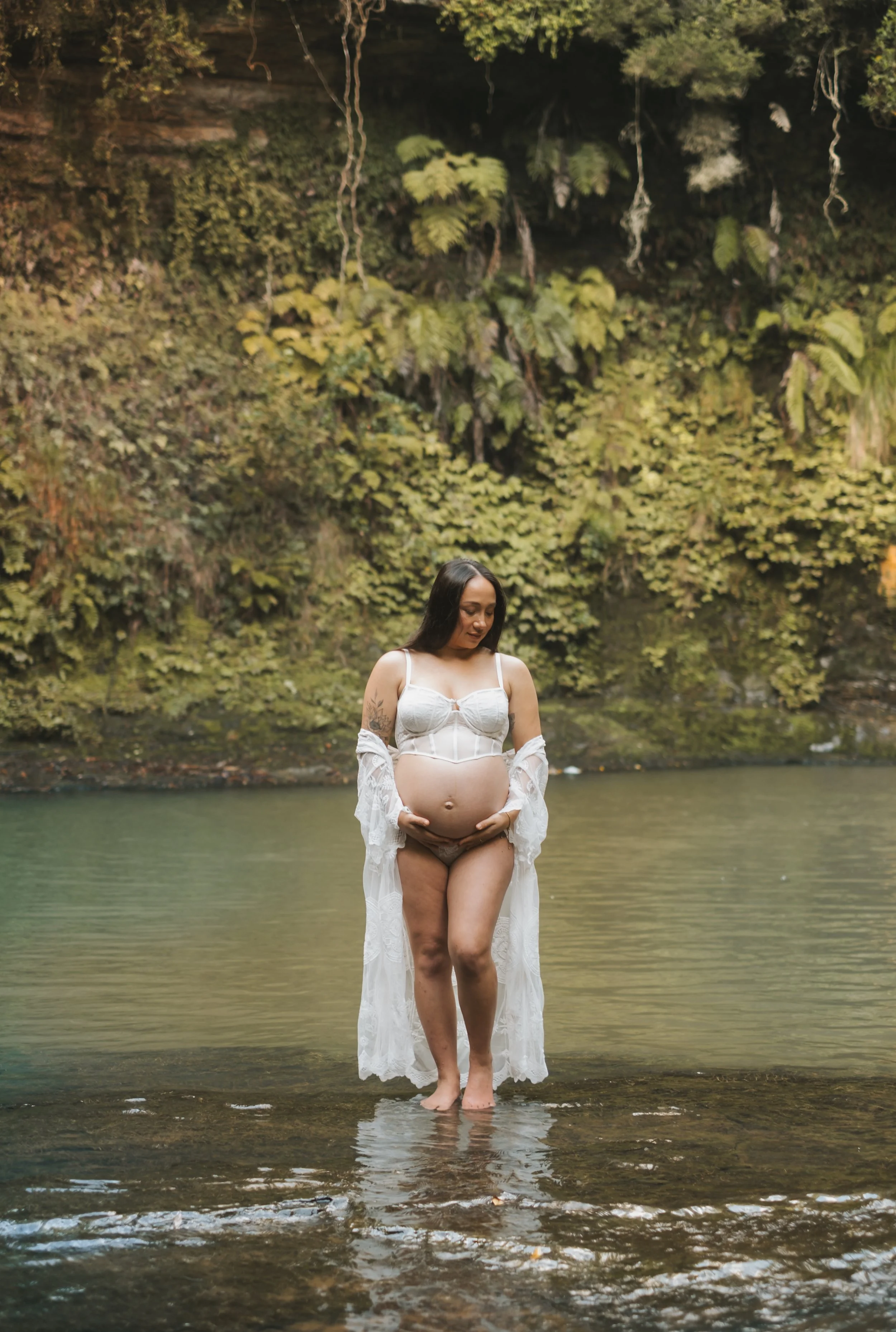 Natural maternity photography In Auckland and Christchurch. 