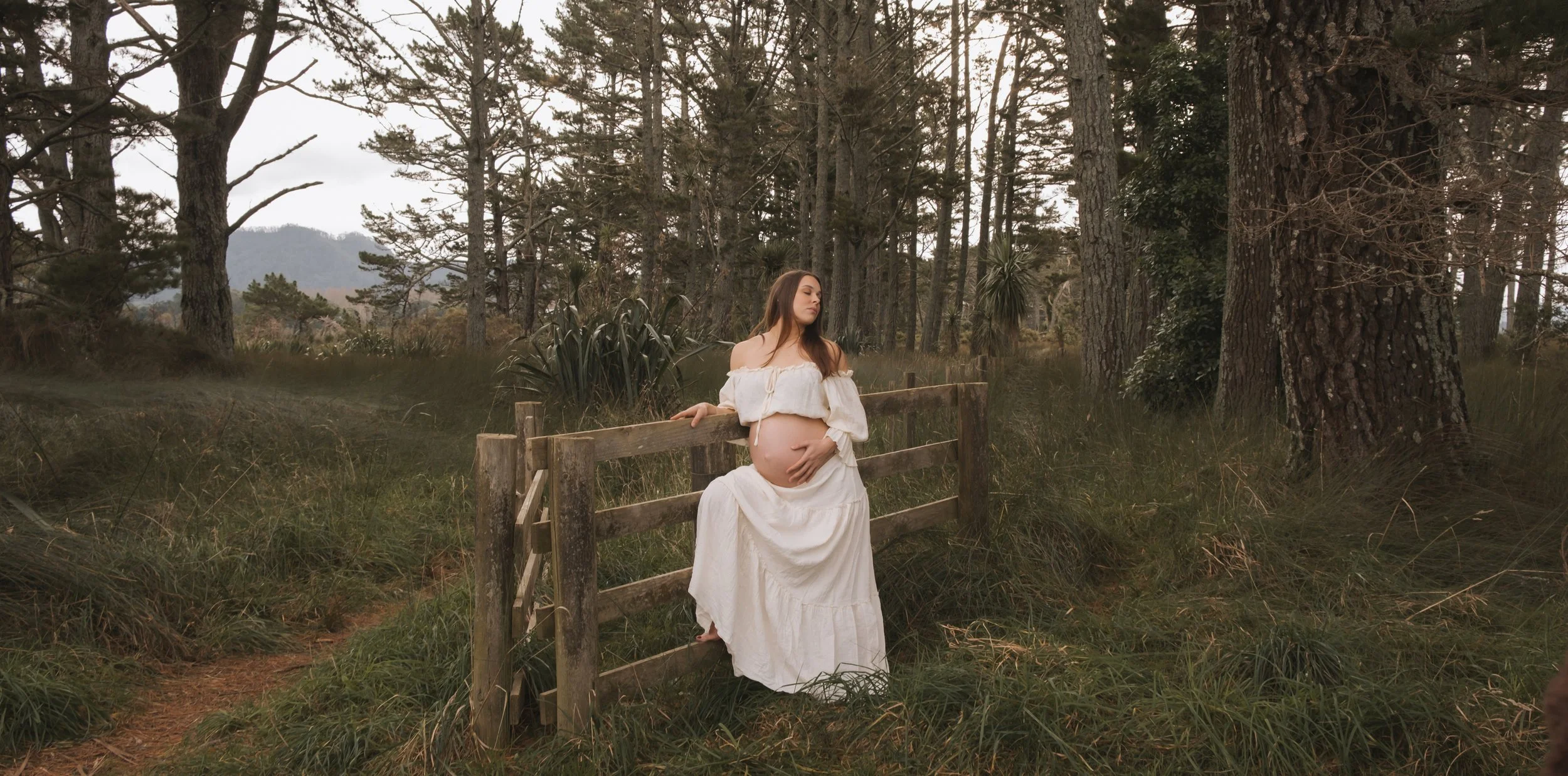 What to expect from a Maternity session with Gracefully Captured Photography | Tips to feeling your best