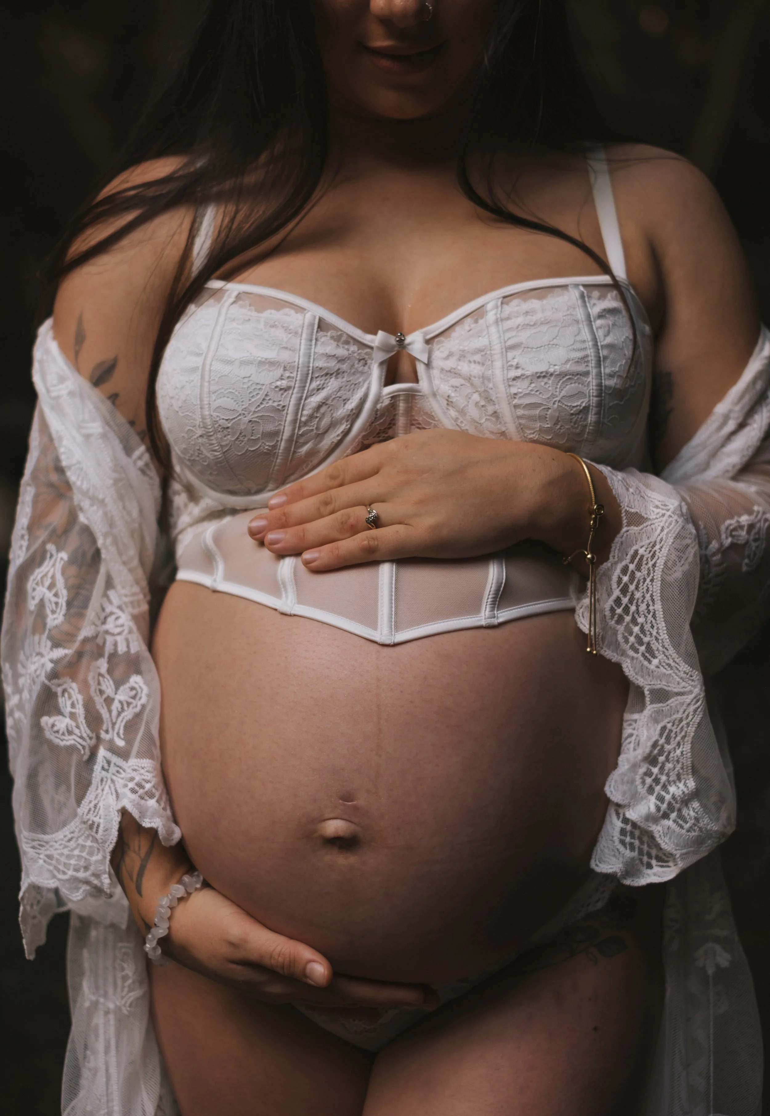 Natural maternity photography In Auckland and Christchurch. 