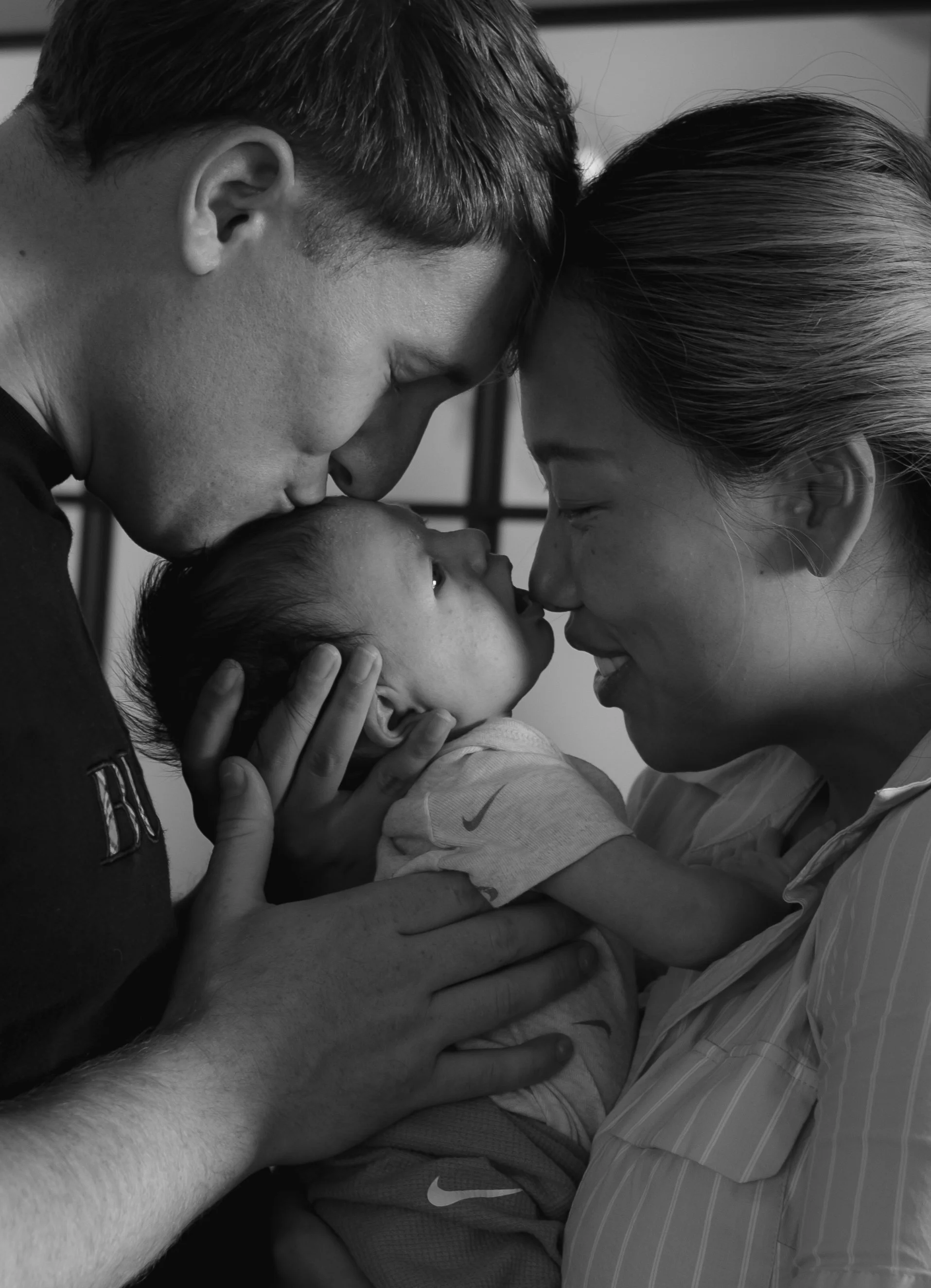 natural in home newborn sessions in Auckland and Christchurch 